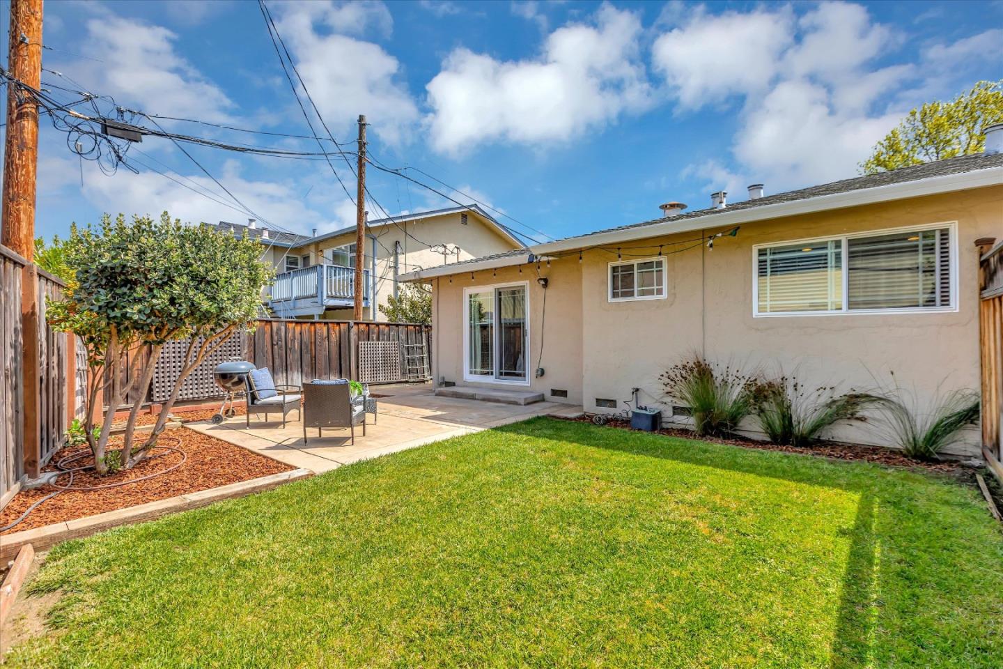 439 & 441 Carneros AVE