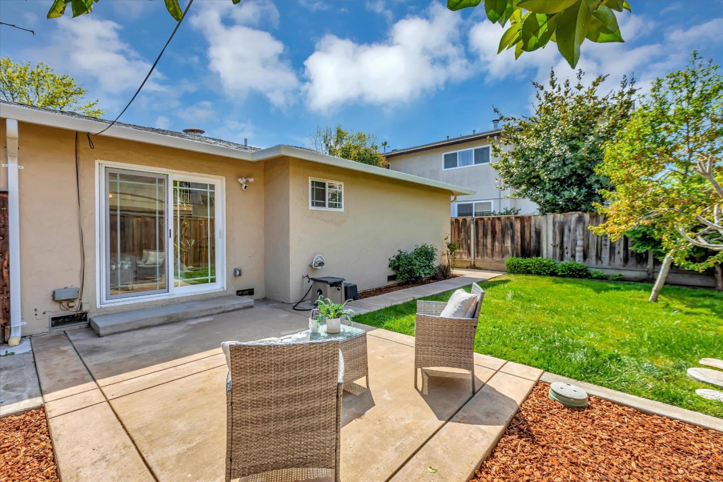 439 & 441 Carneros AVE