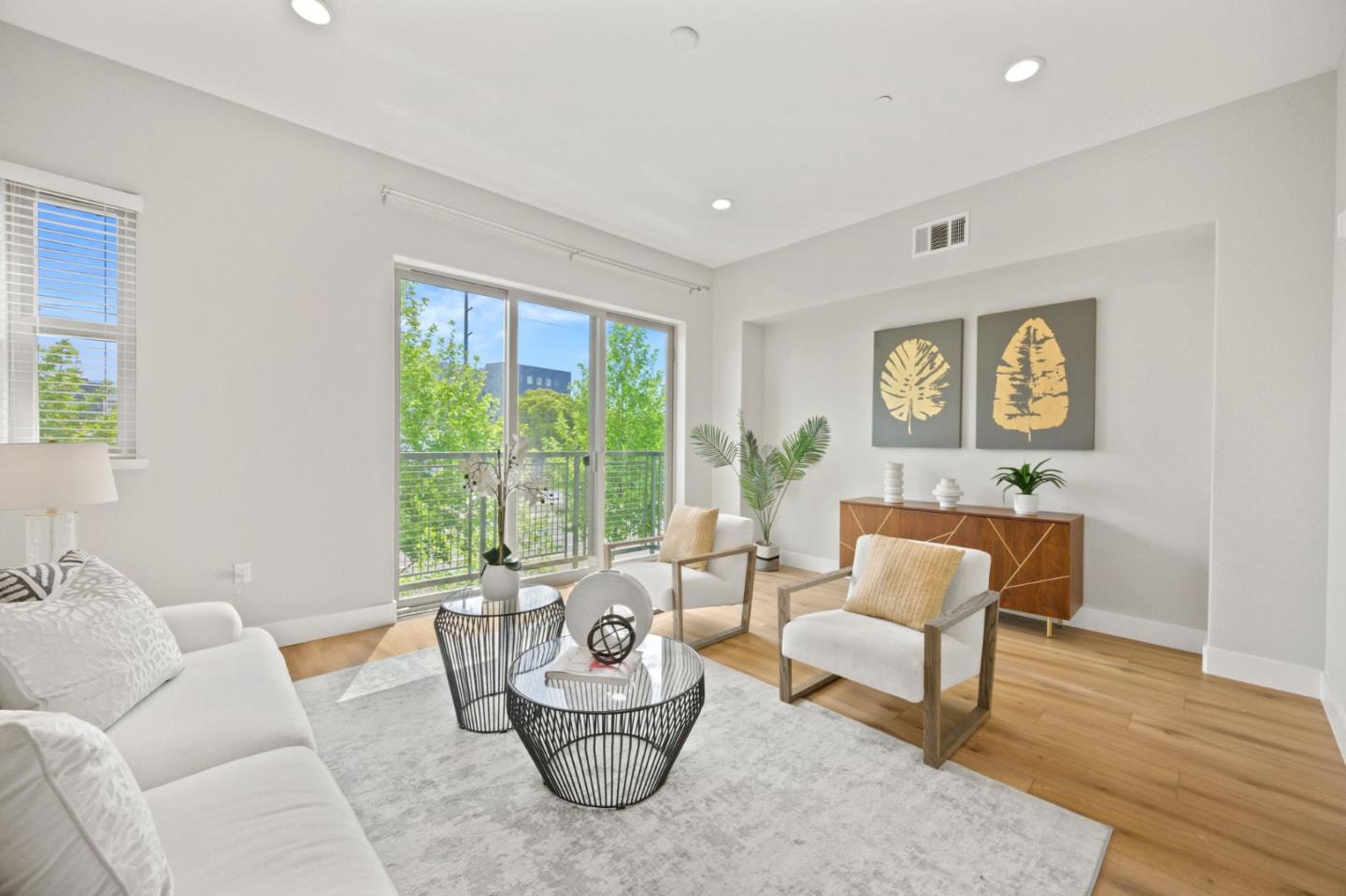 361 Montague Expressway