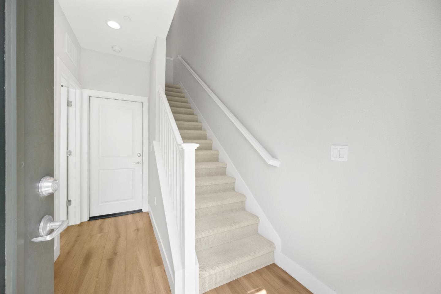 361 Montague Expressway
