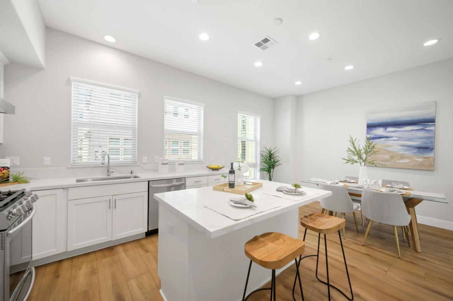 361 Montague Expressway