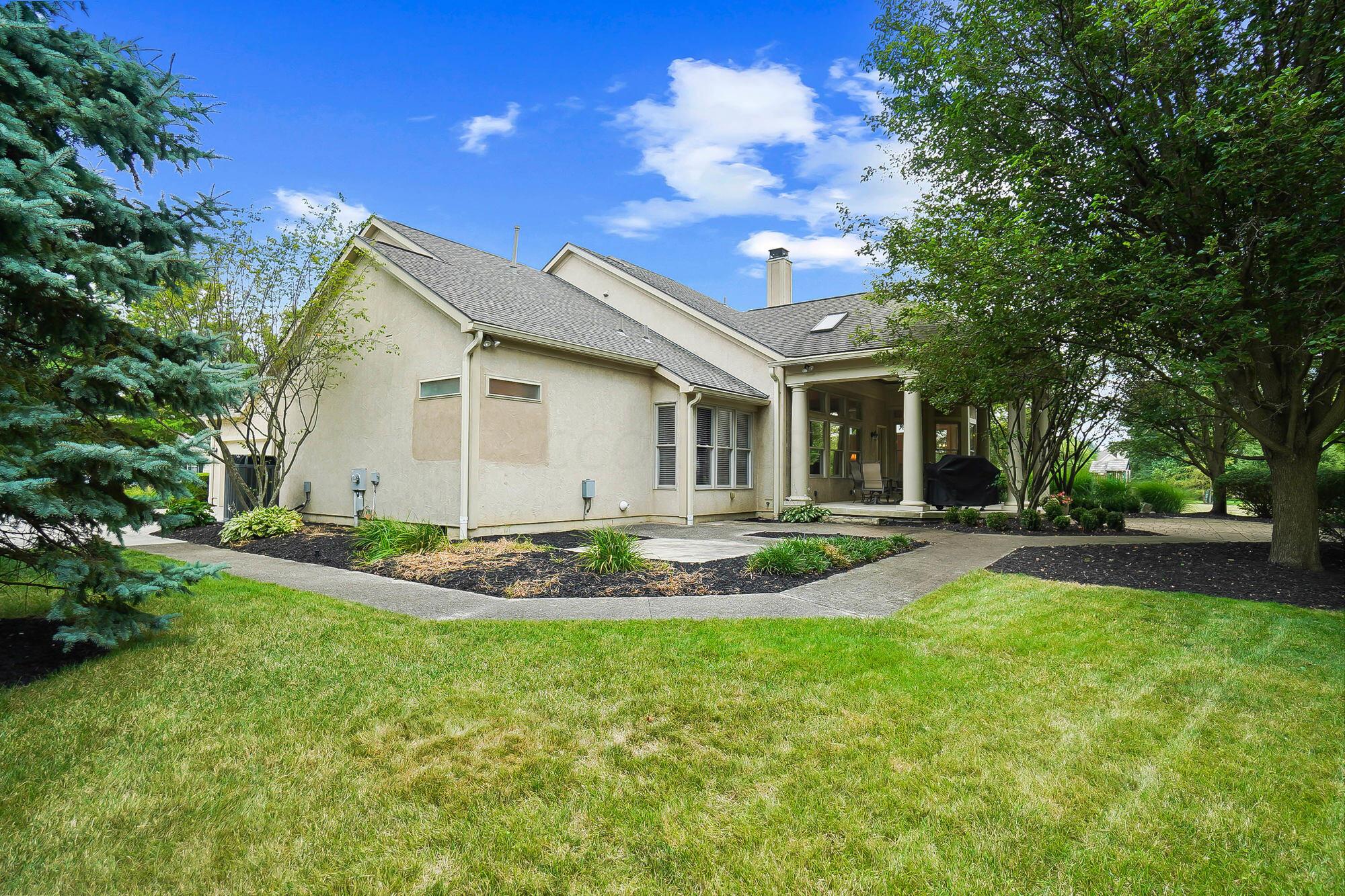 8147 Grafton End
