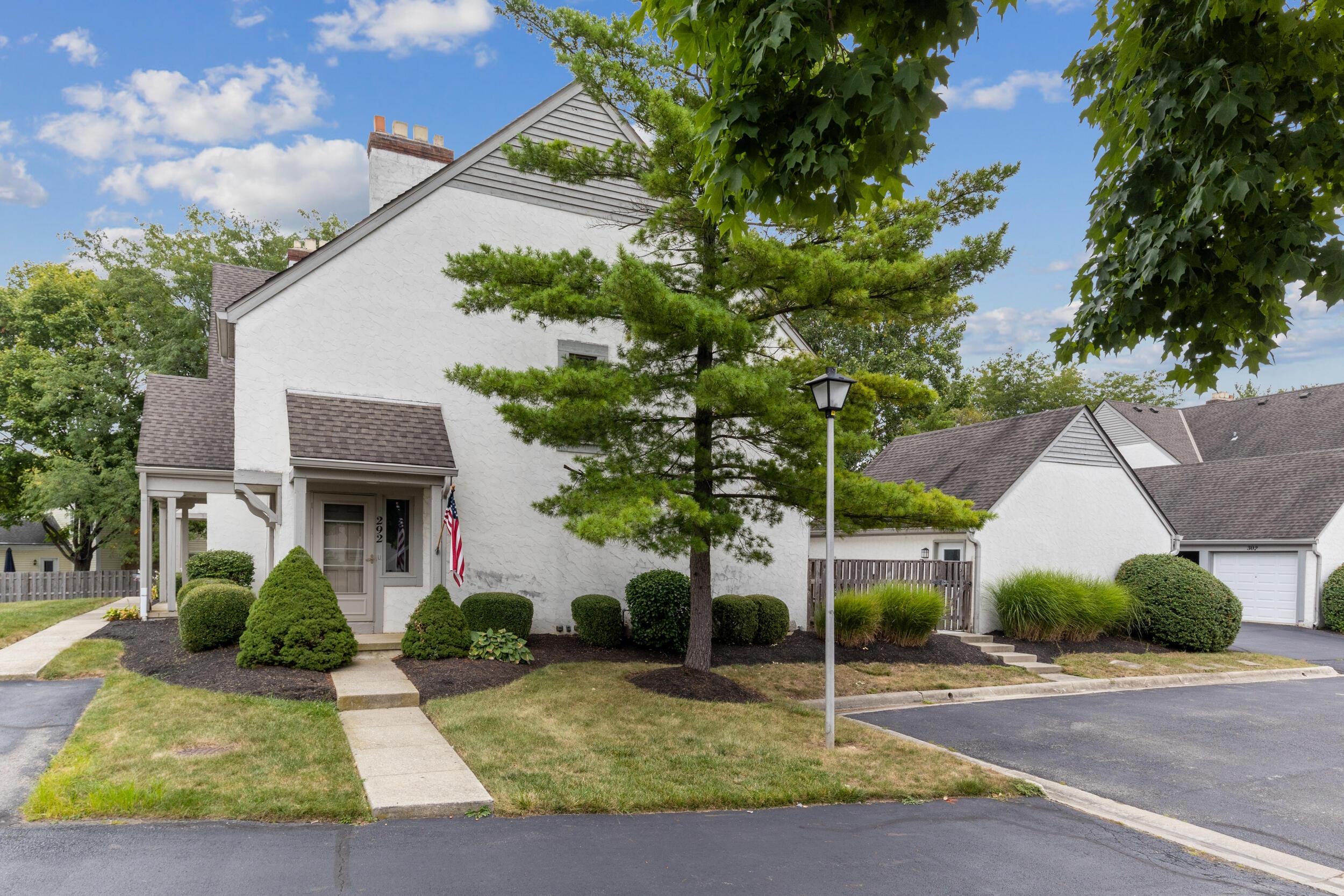 292 St Andrews Drive