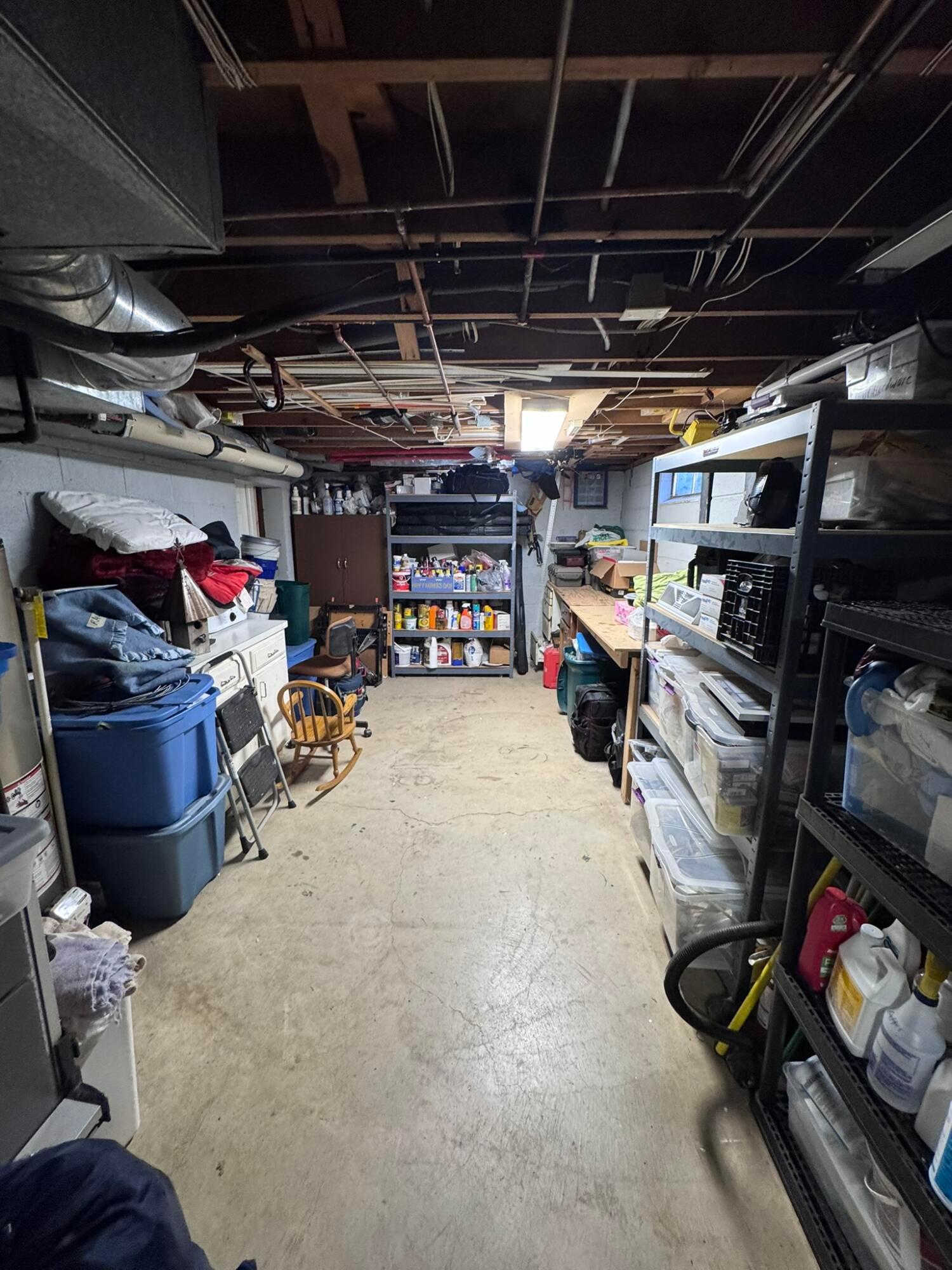 1016 Amberly Place
