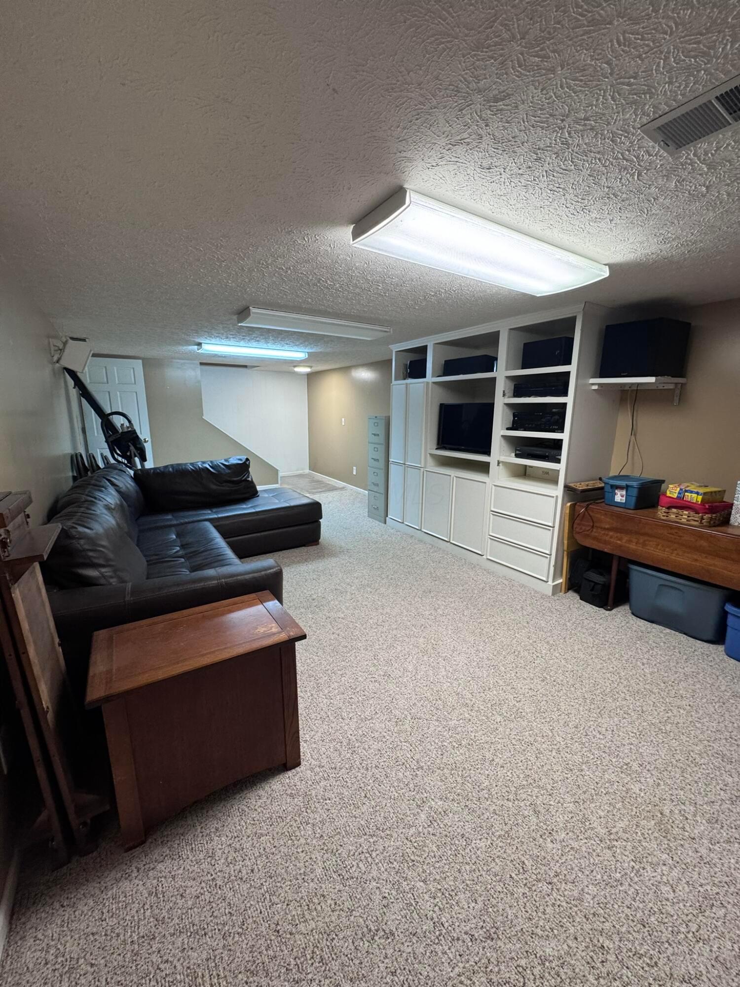 1016 Amberly Place