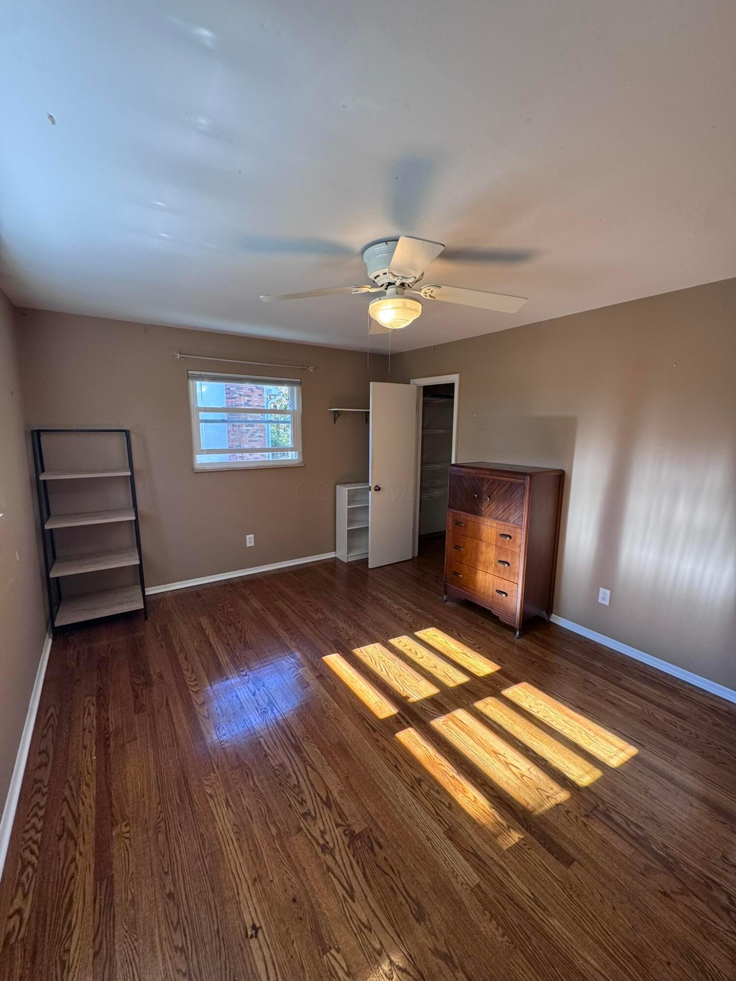 1016 Amberly Place