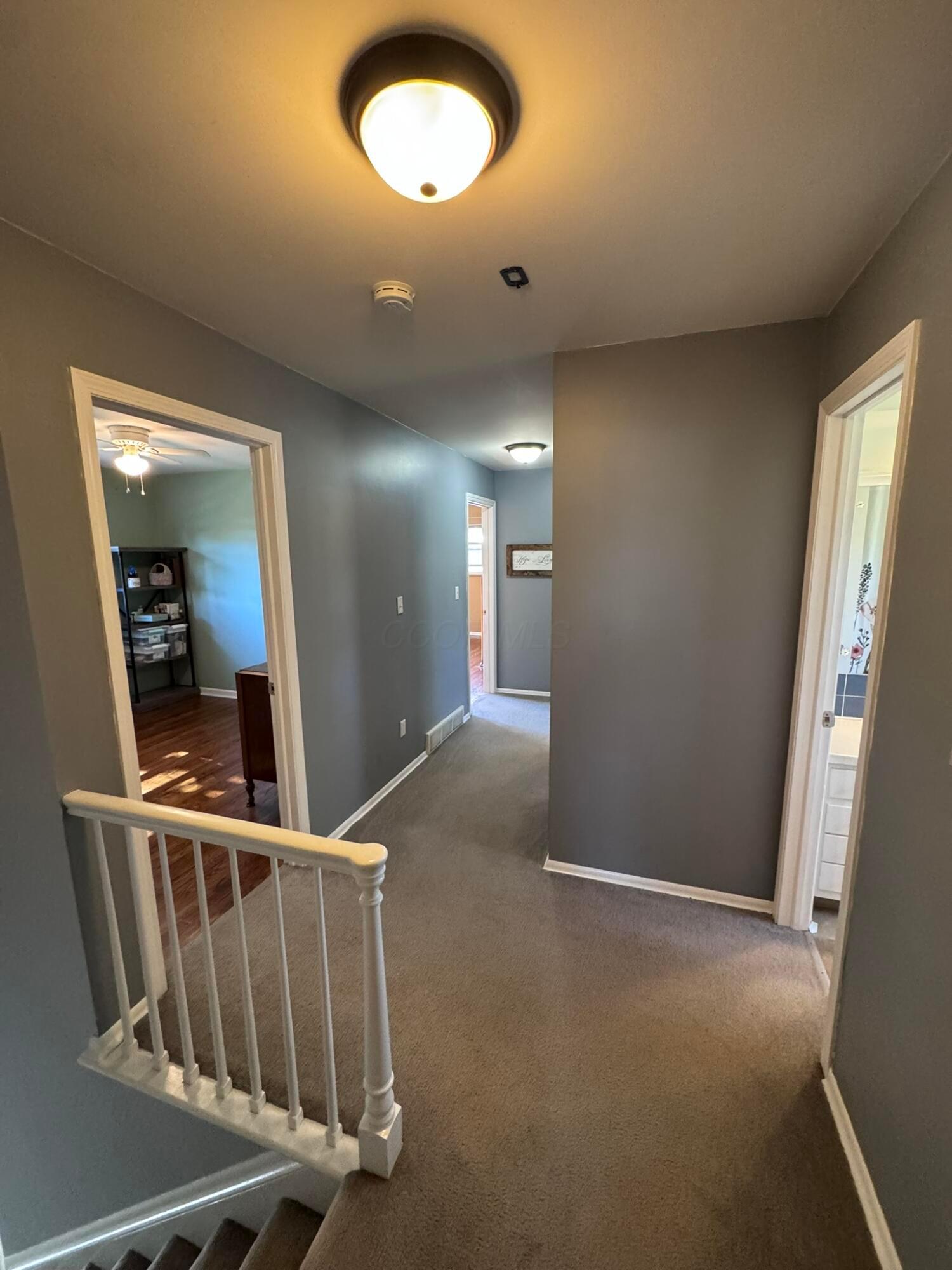 1016 Amberly Place