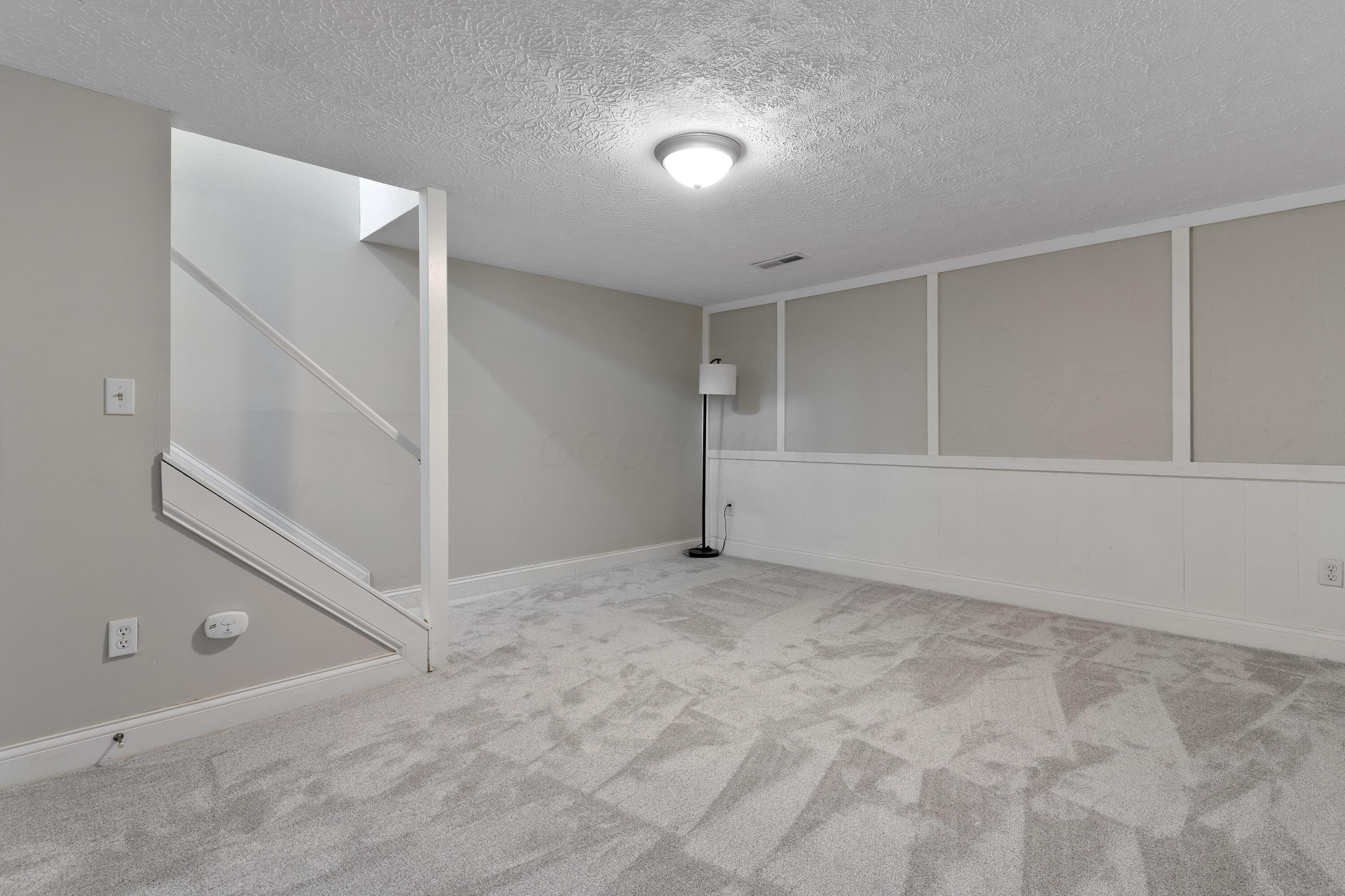 7893 Meadowhaven Boulevard, 22