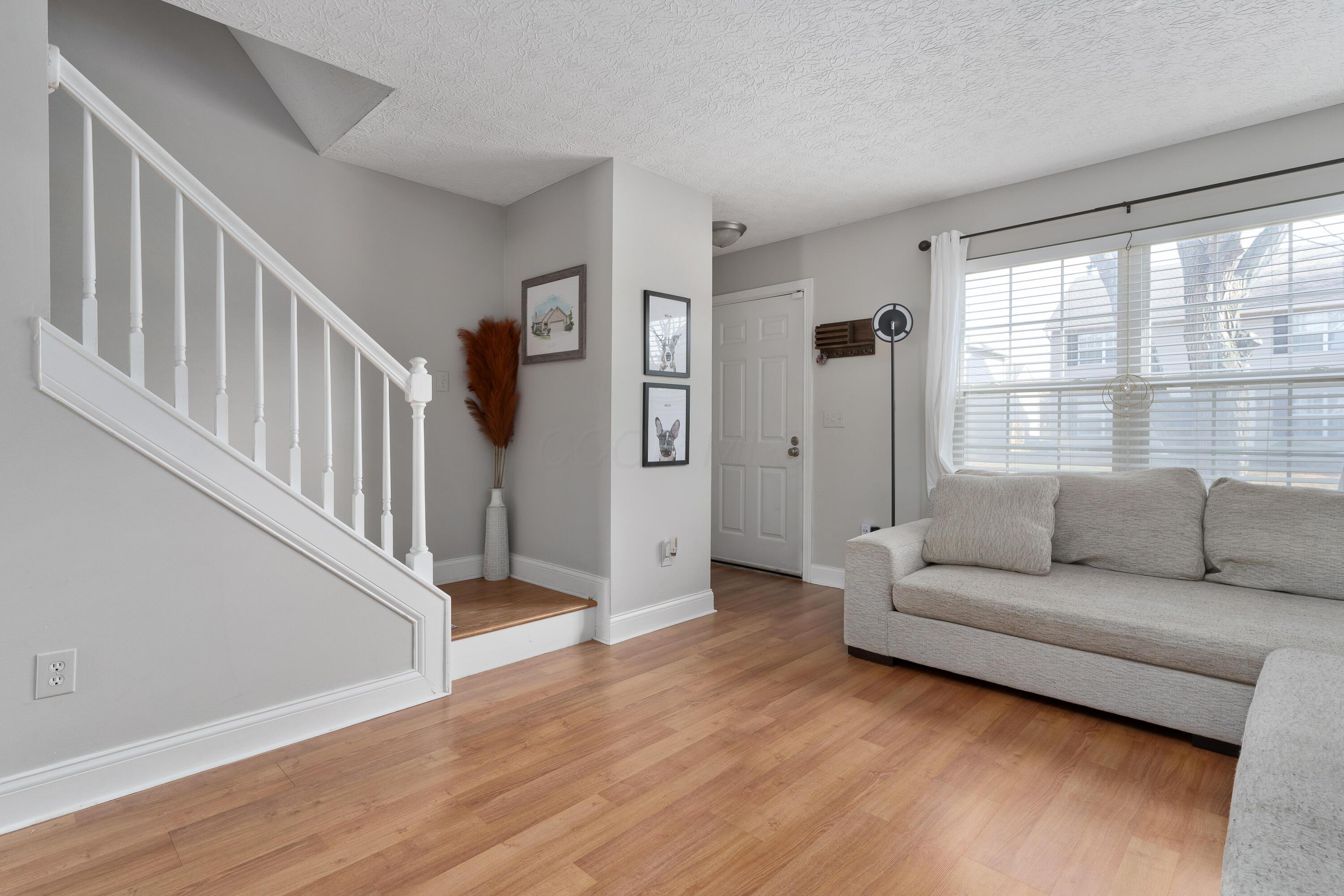 7893 Meadowhaven Boulevard, 22
