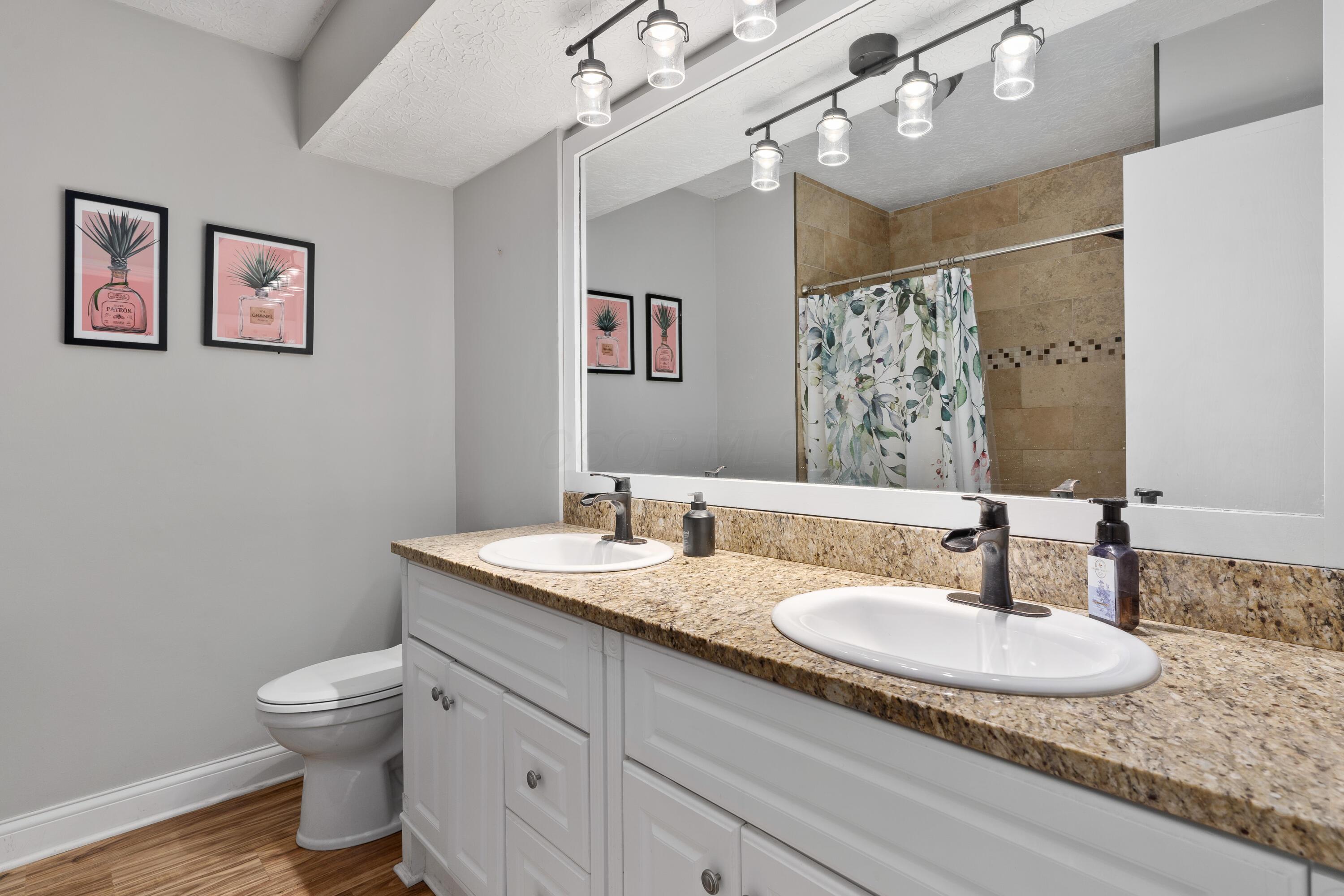 7893 Meadowhaven Boulevard, 22