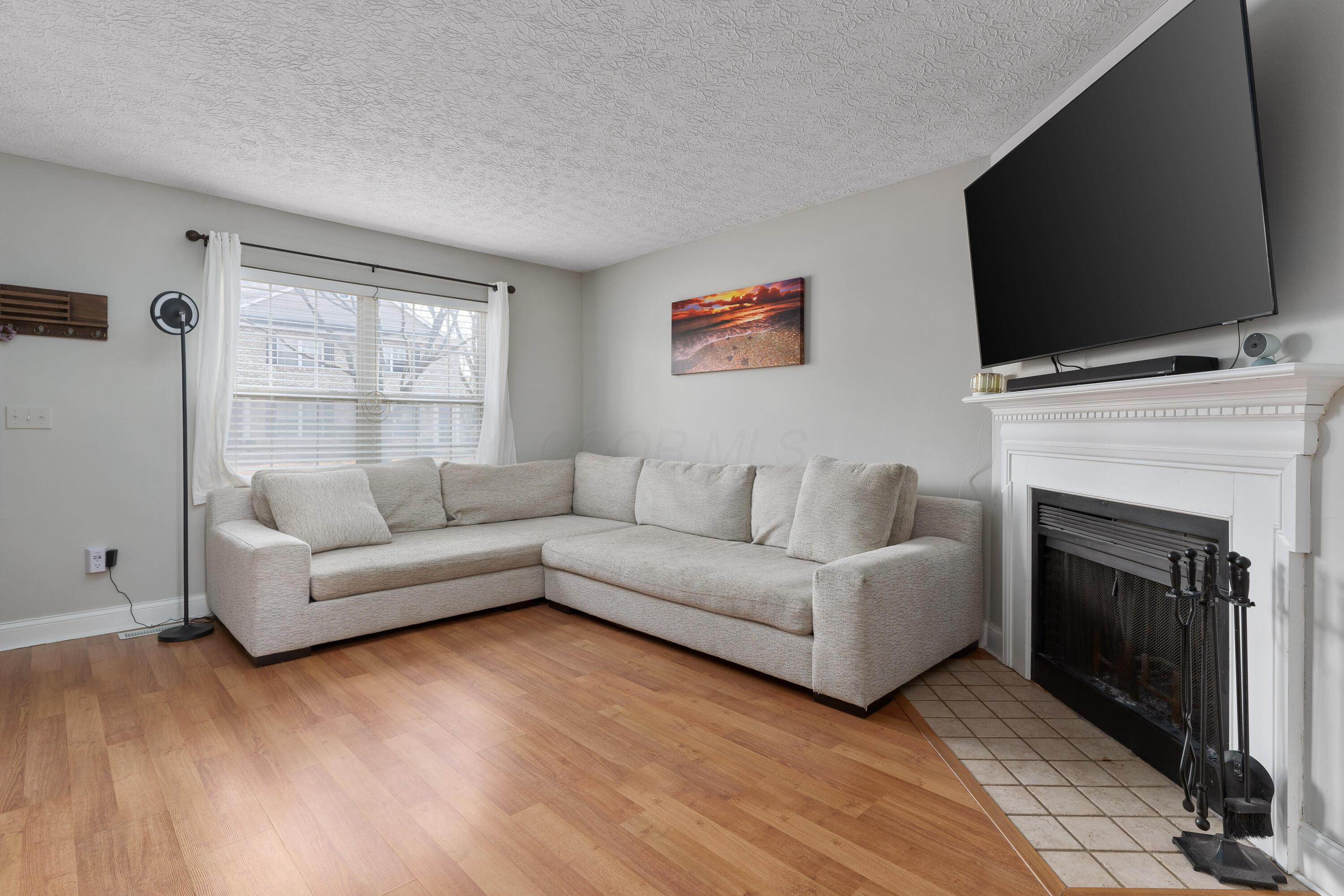 7893 Meadowhaven Boulevard, 22