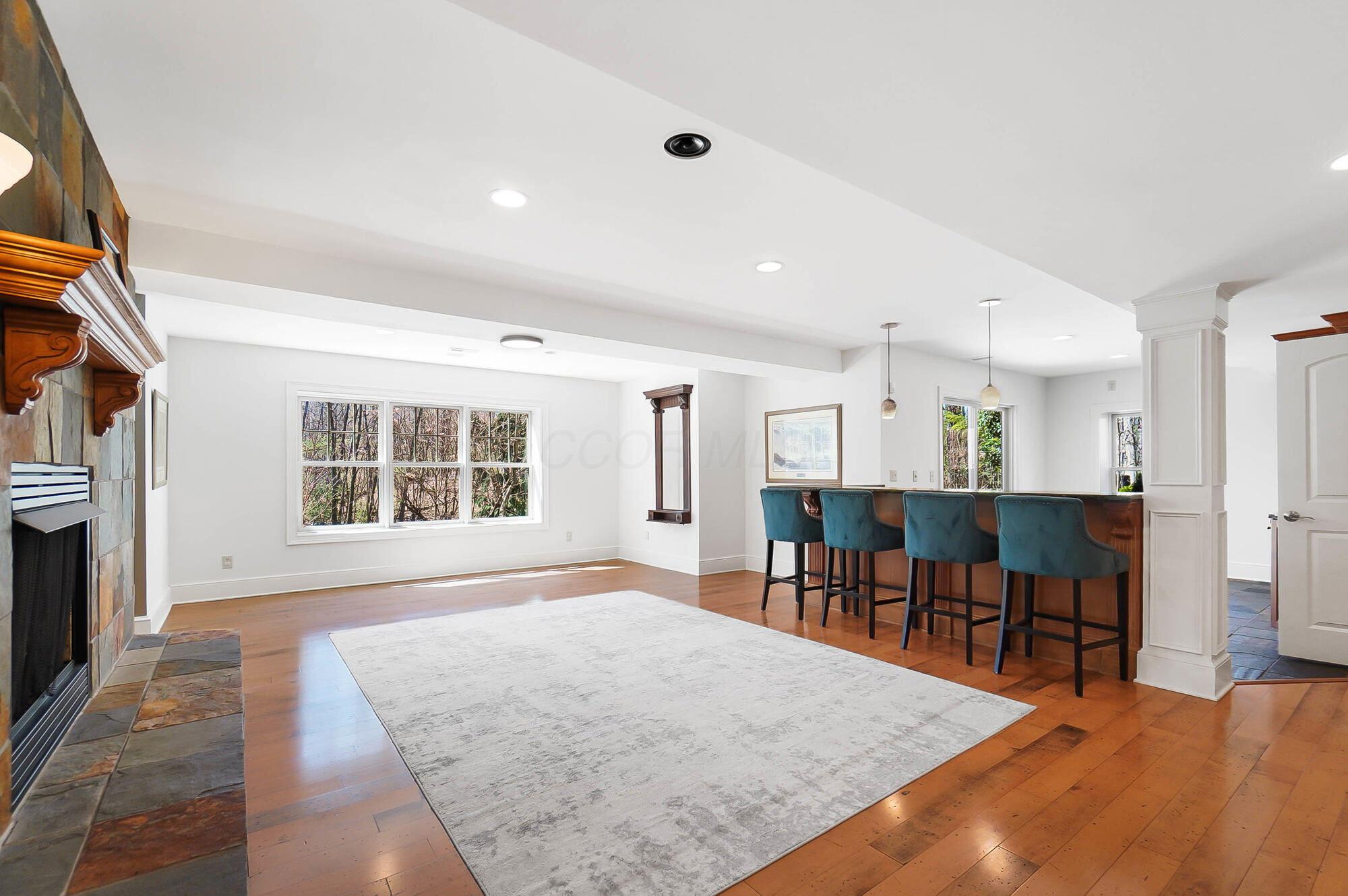 6795 Macneil Drive