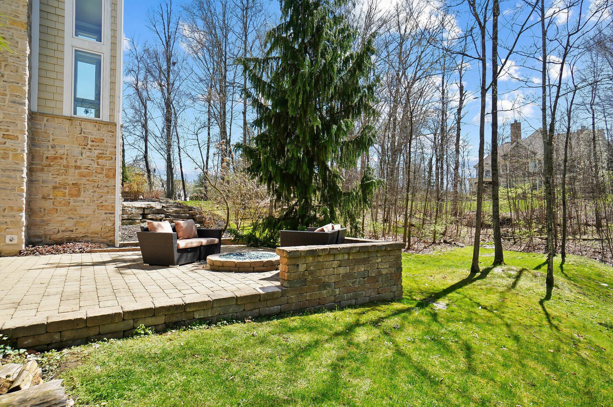 6795 Macneil Drive