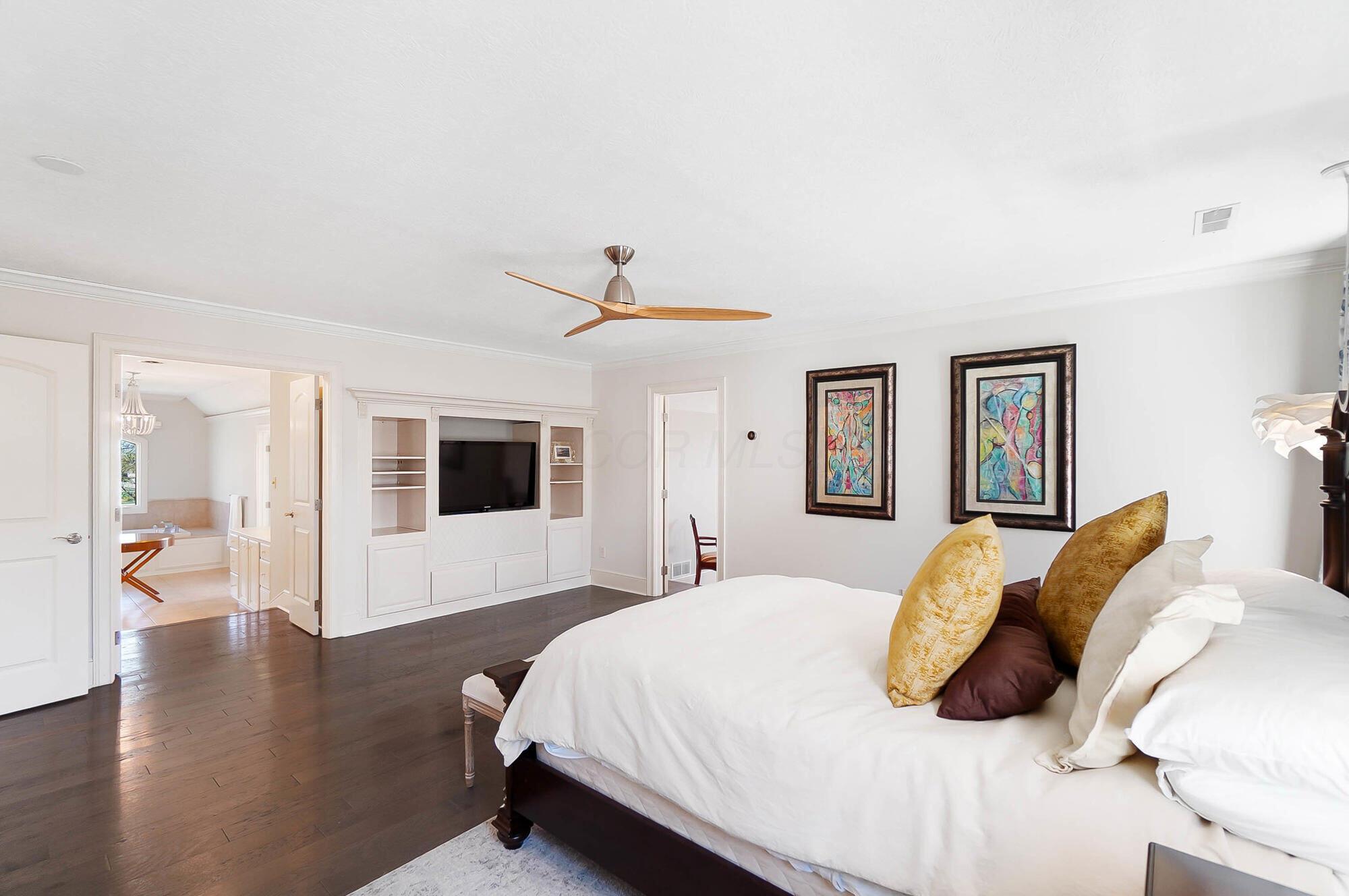 6795 Macneil Drive