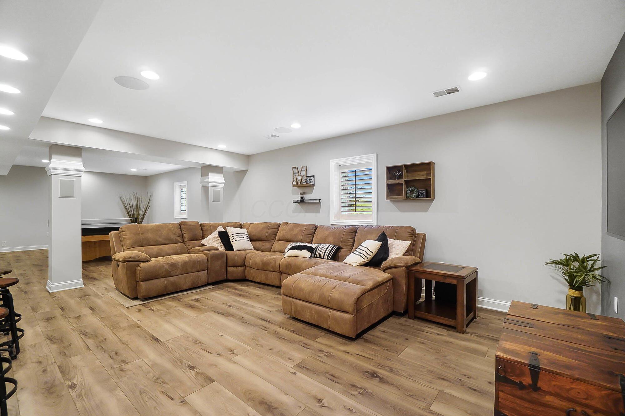 8397 Greenside Drive