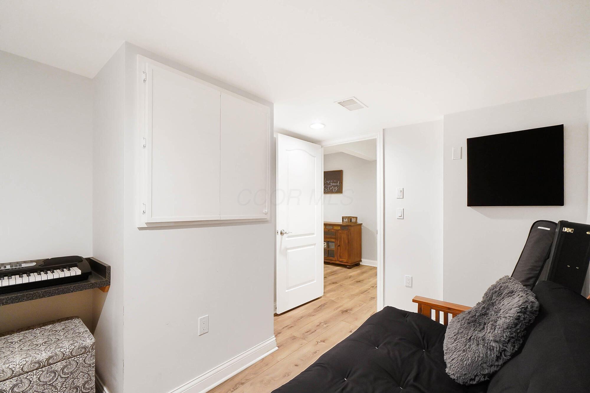 8397 Greenside Drive
