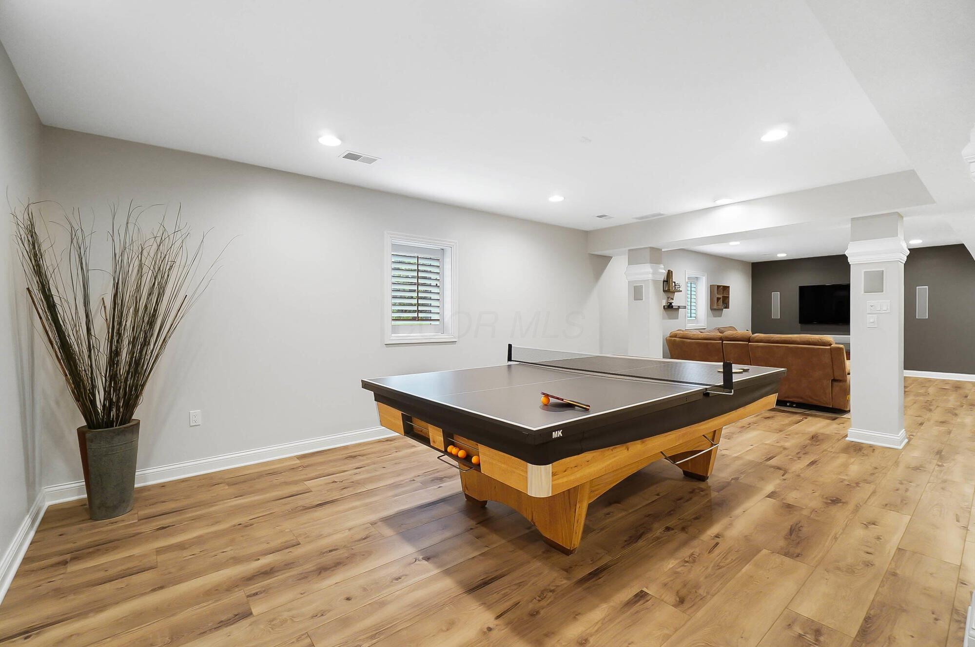8397 Greenside Drive