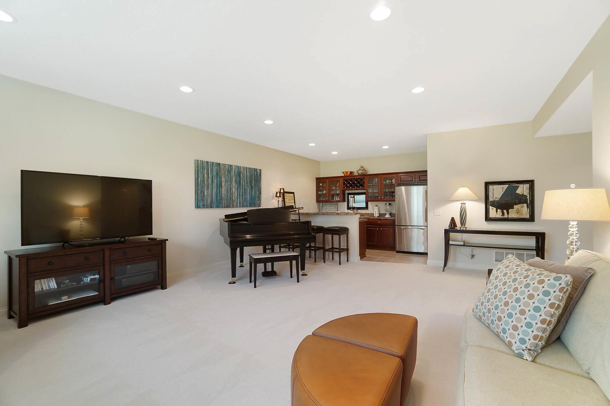 6415 Green Stone Loop