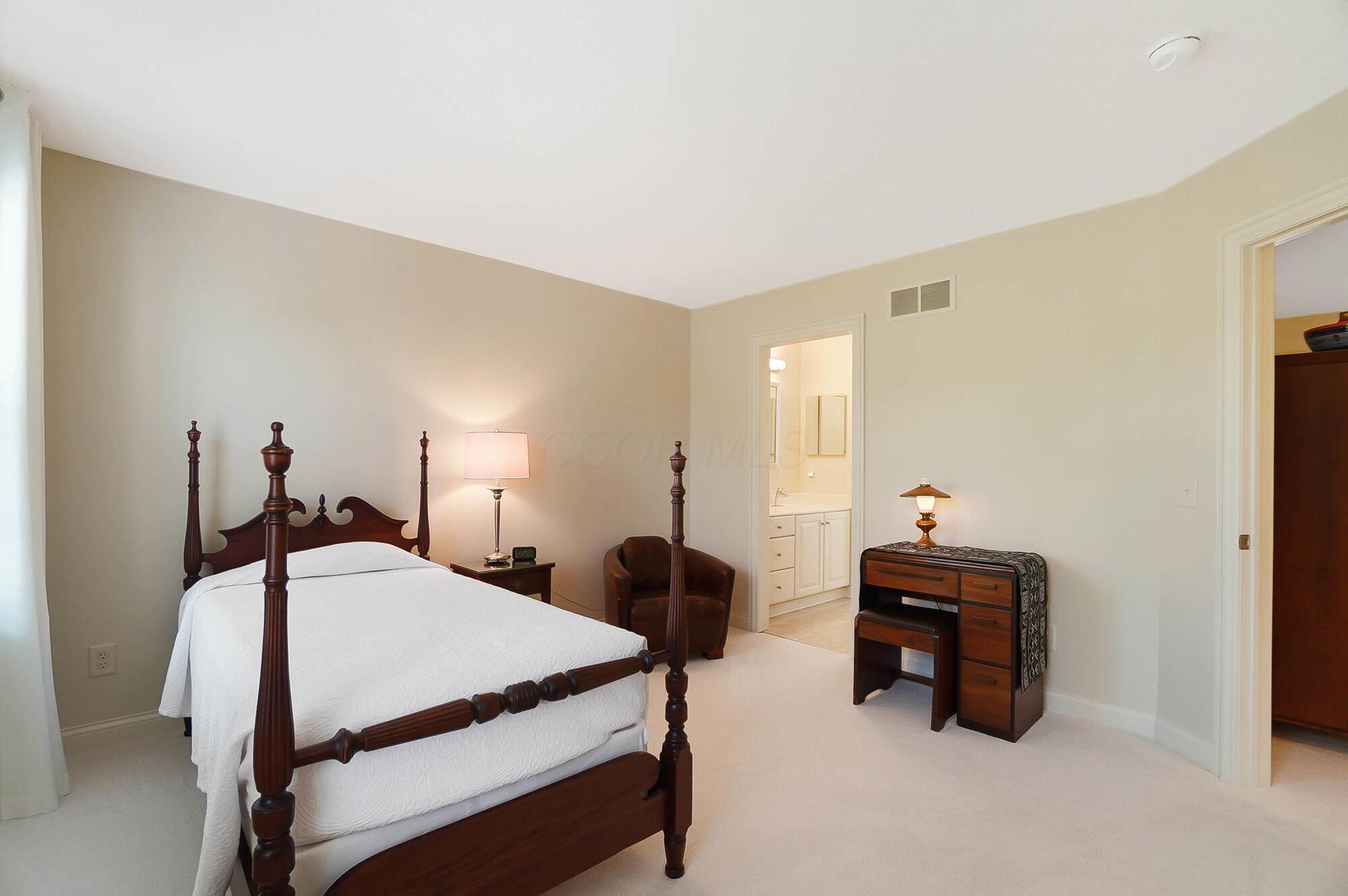 6415 Green Stone Loop