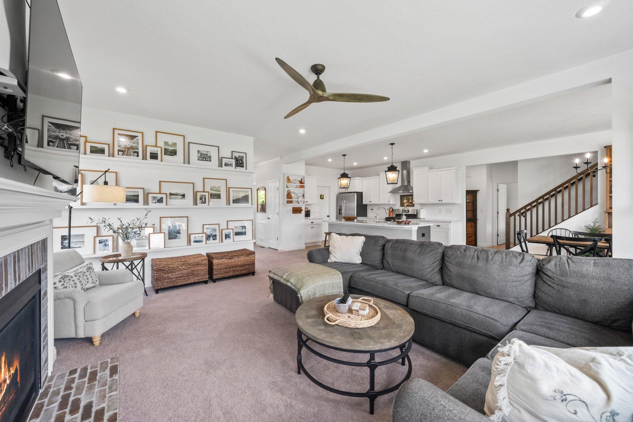 8318 Fig Grove Way