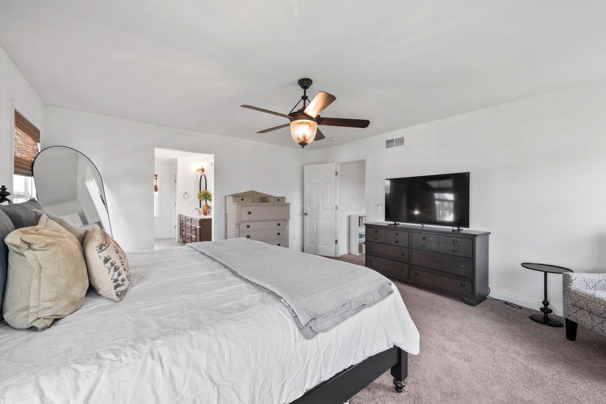 8318 Fig Grove Way