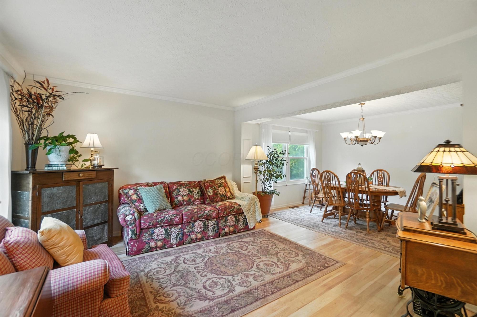 5781 Clearfield Lane