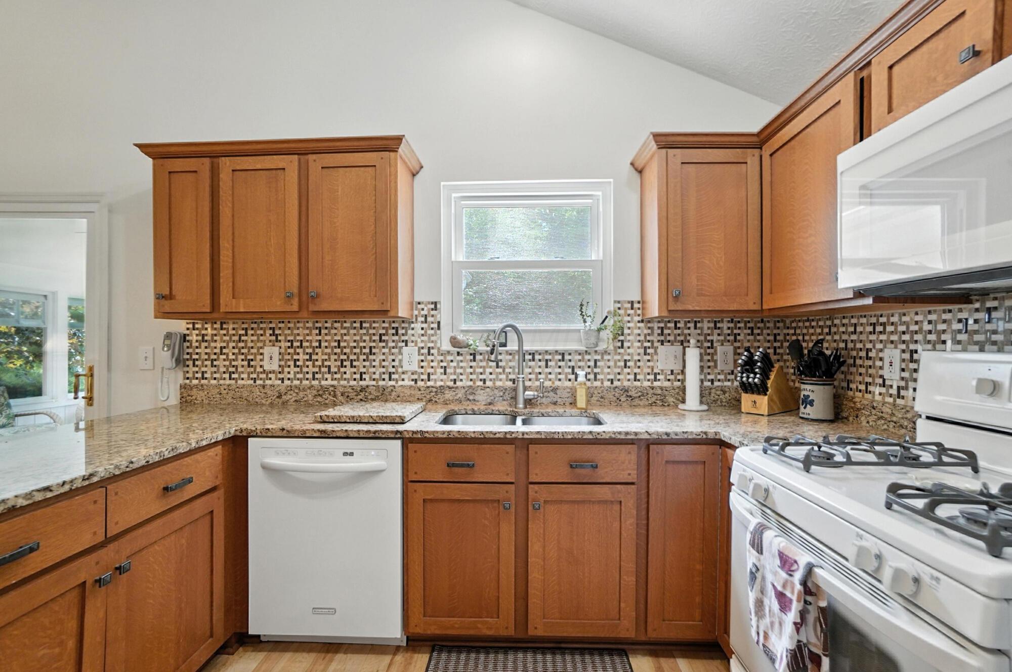 5781 Clearfield Lane