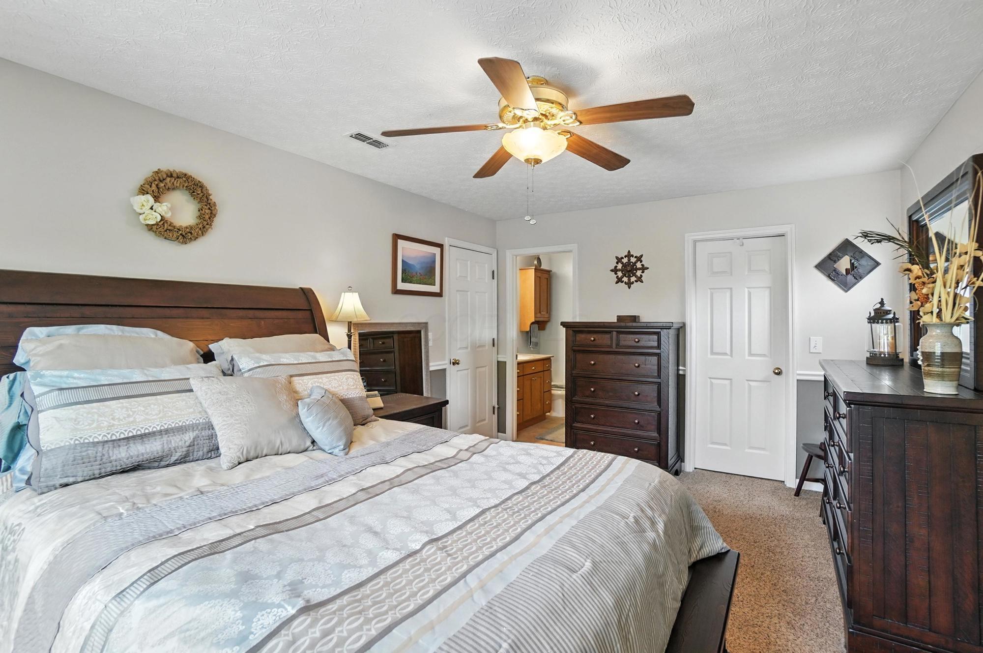 5781 Clearfield Lane