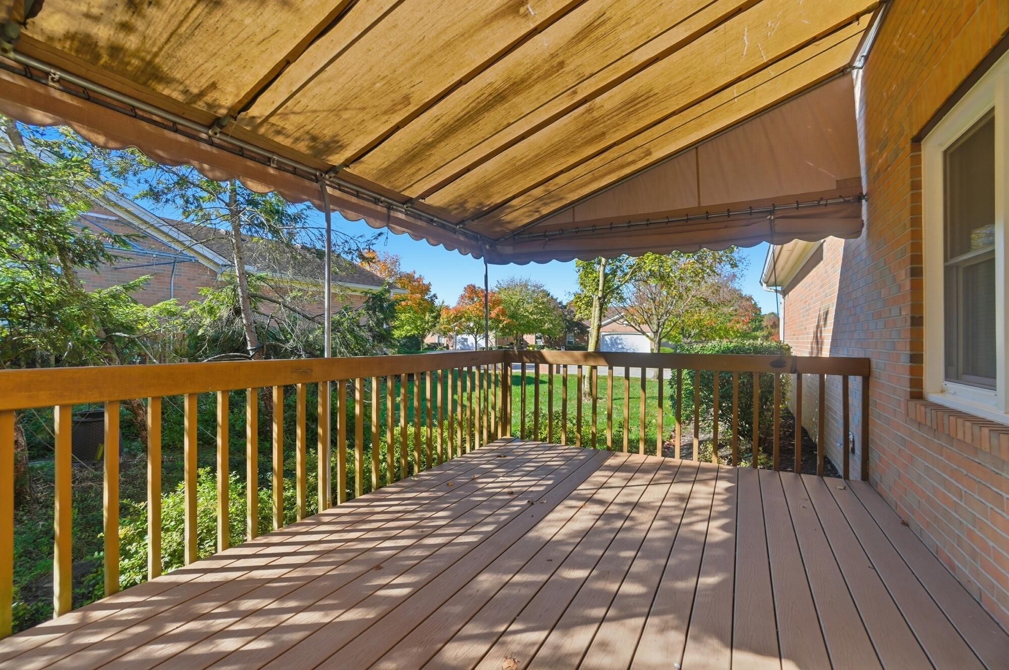 5672 Barry Trace