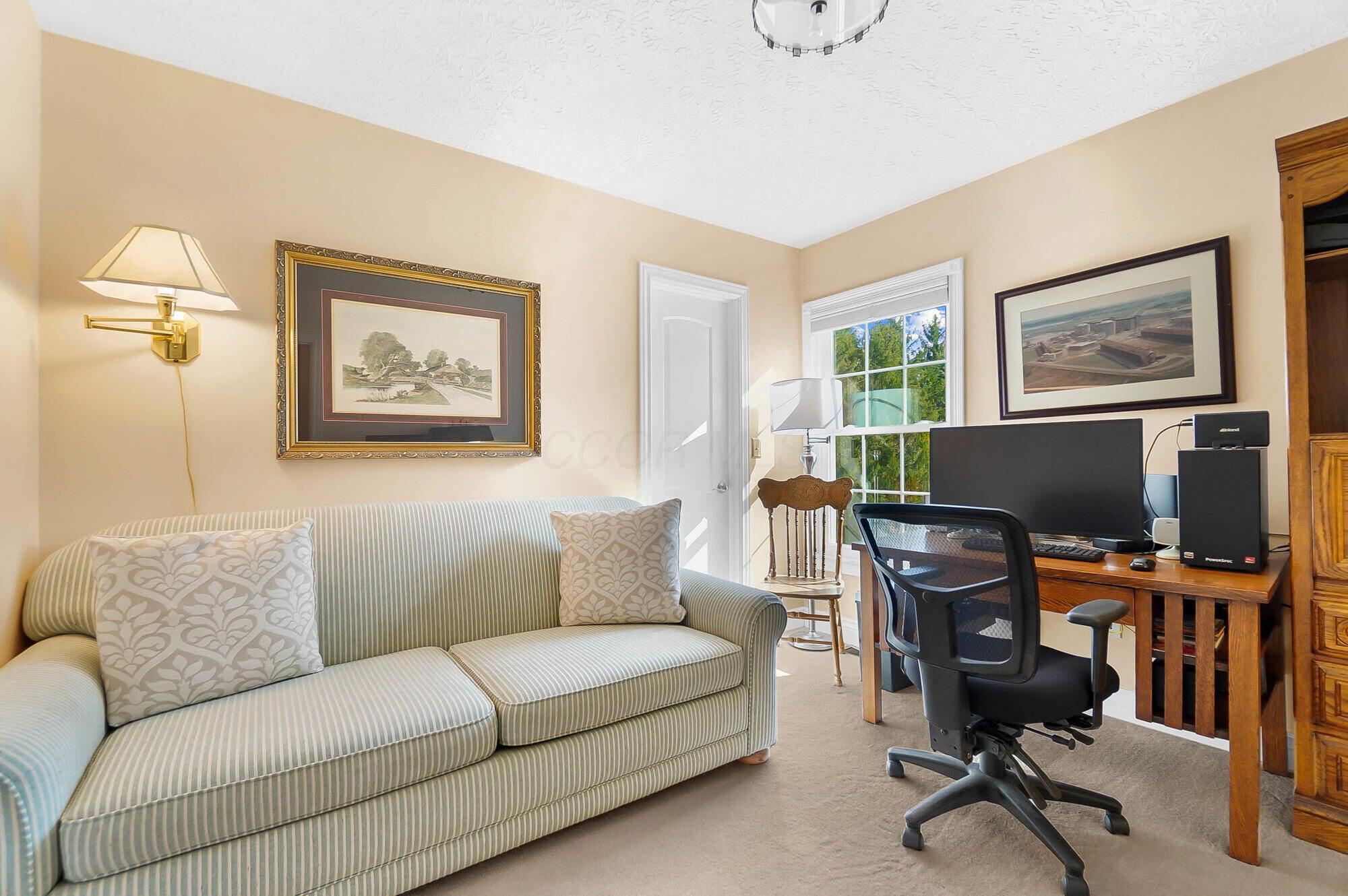 7472 Maynooth Drive