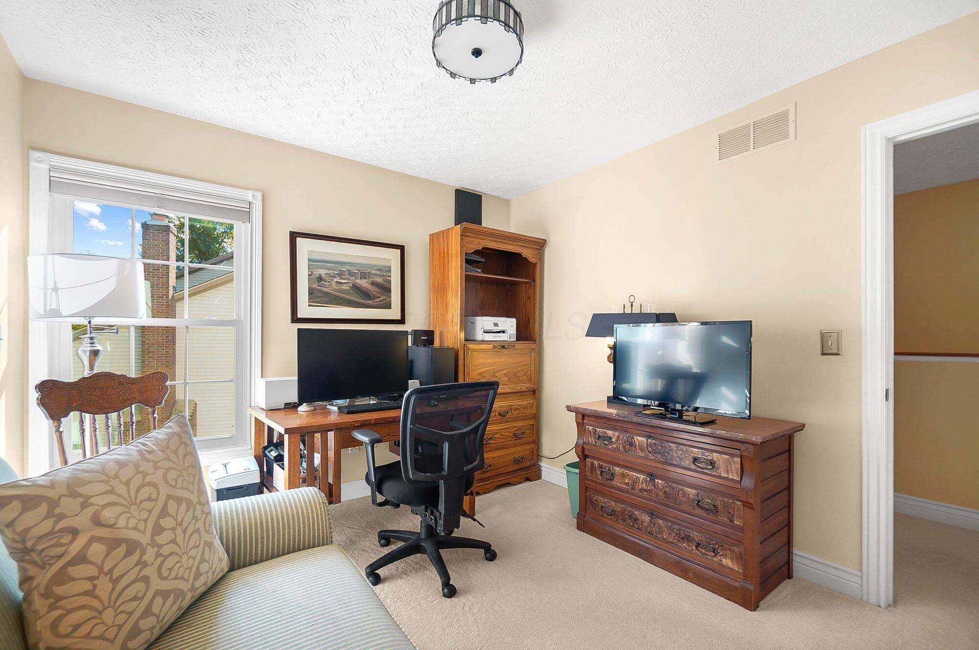 7472 Maynooth Drive