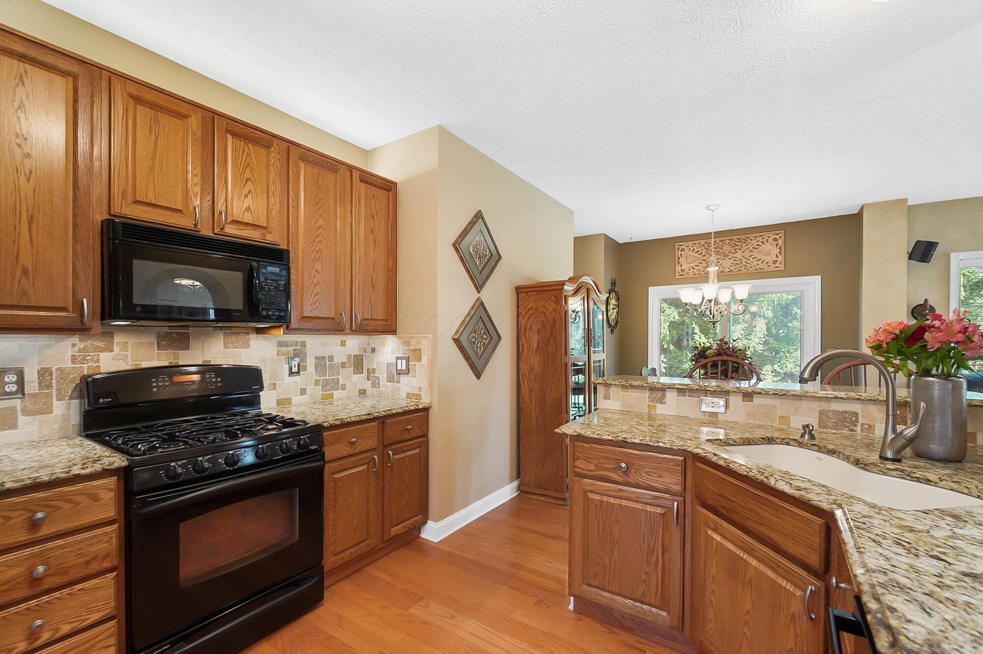 7472 Maynooth Drive