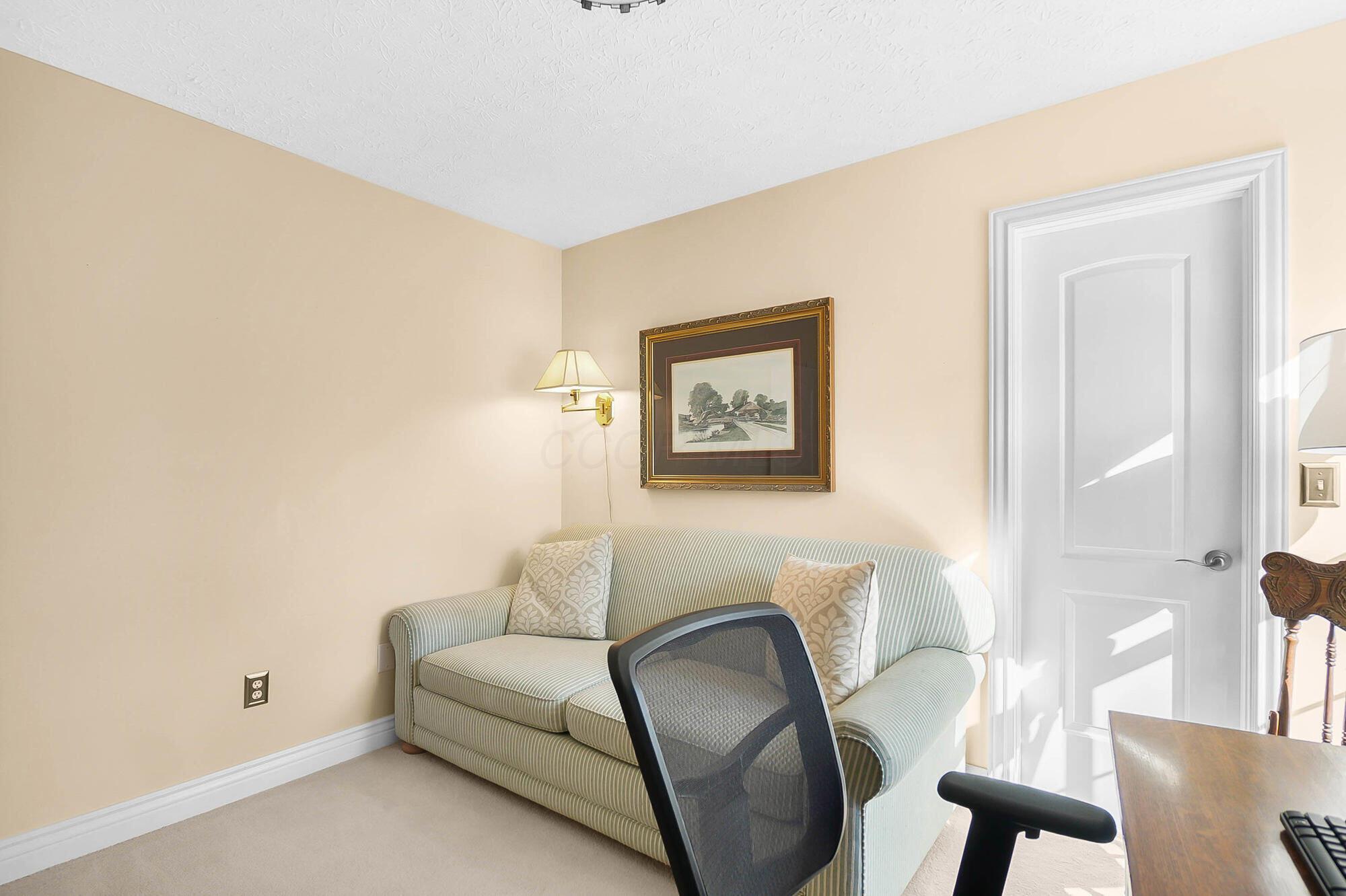 7472 Maynooth Drive