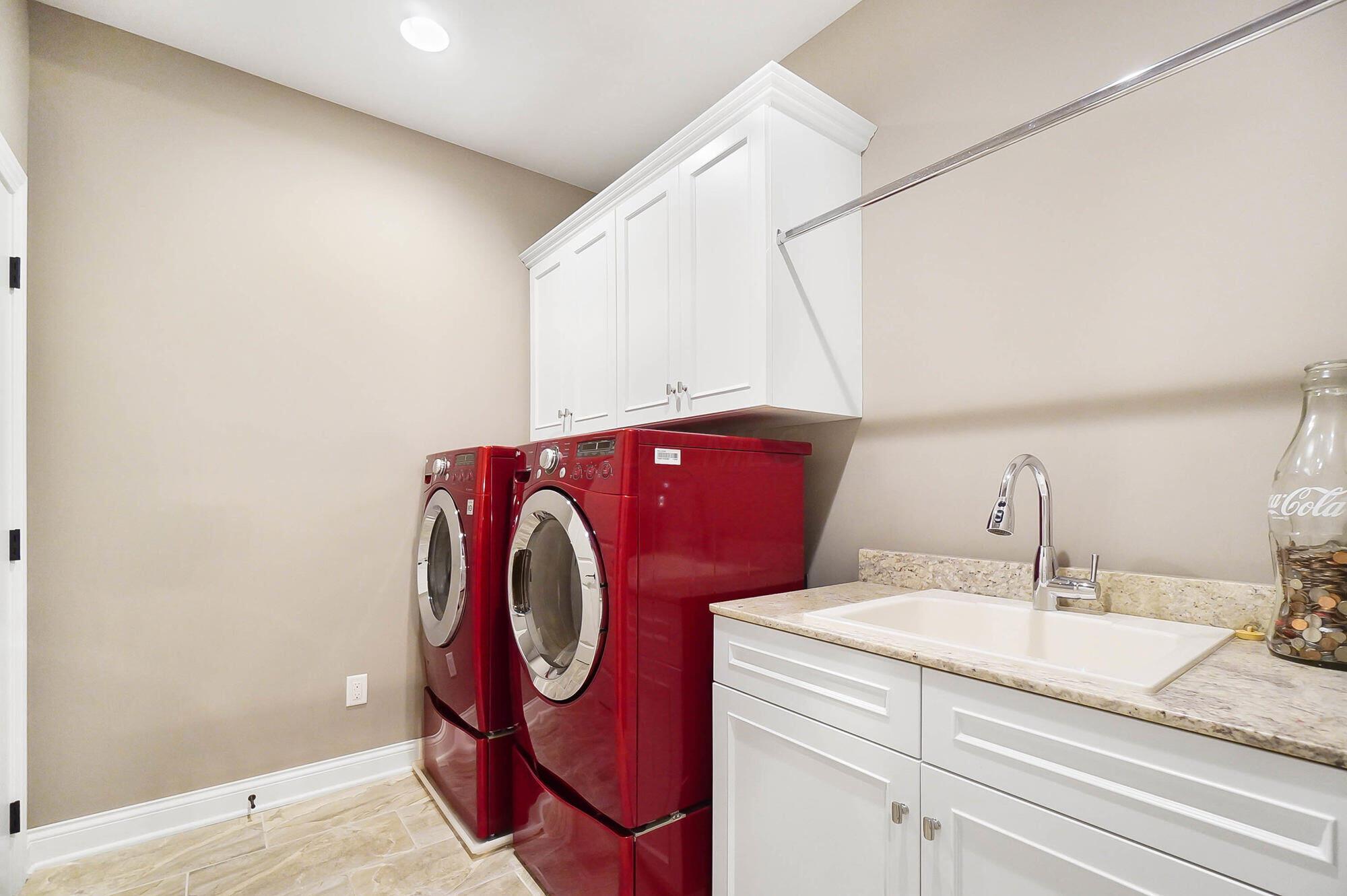 7126 Wilton Chase