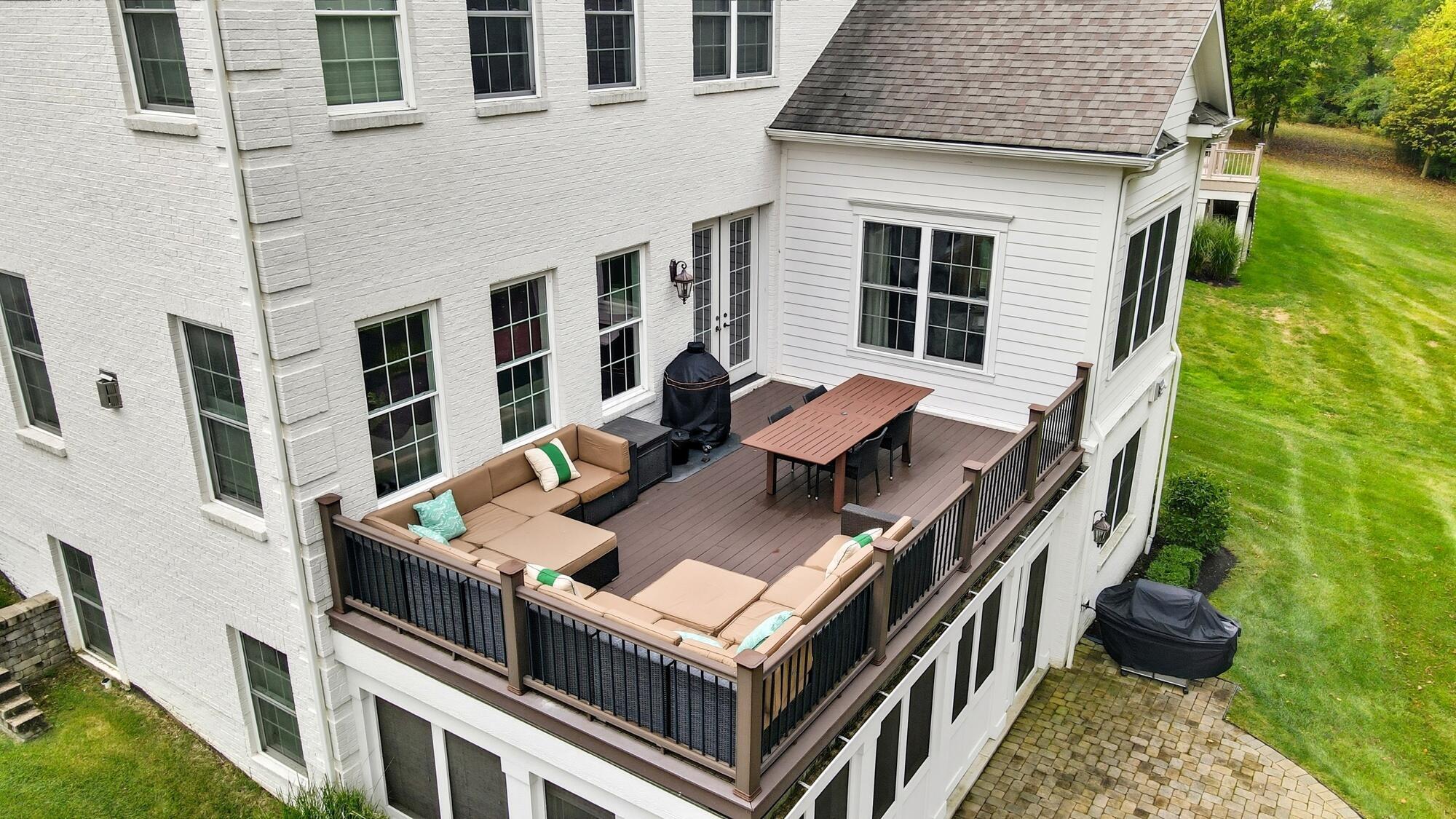 7126 Wilton Chase