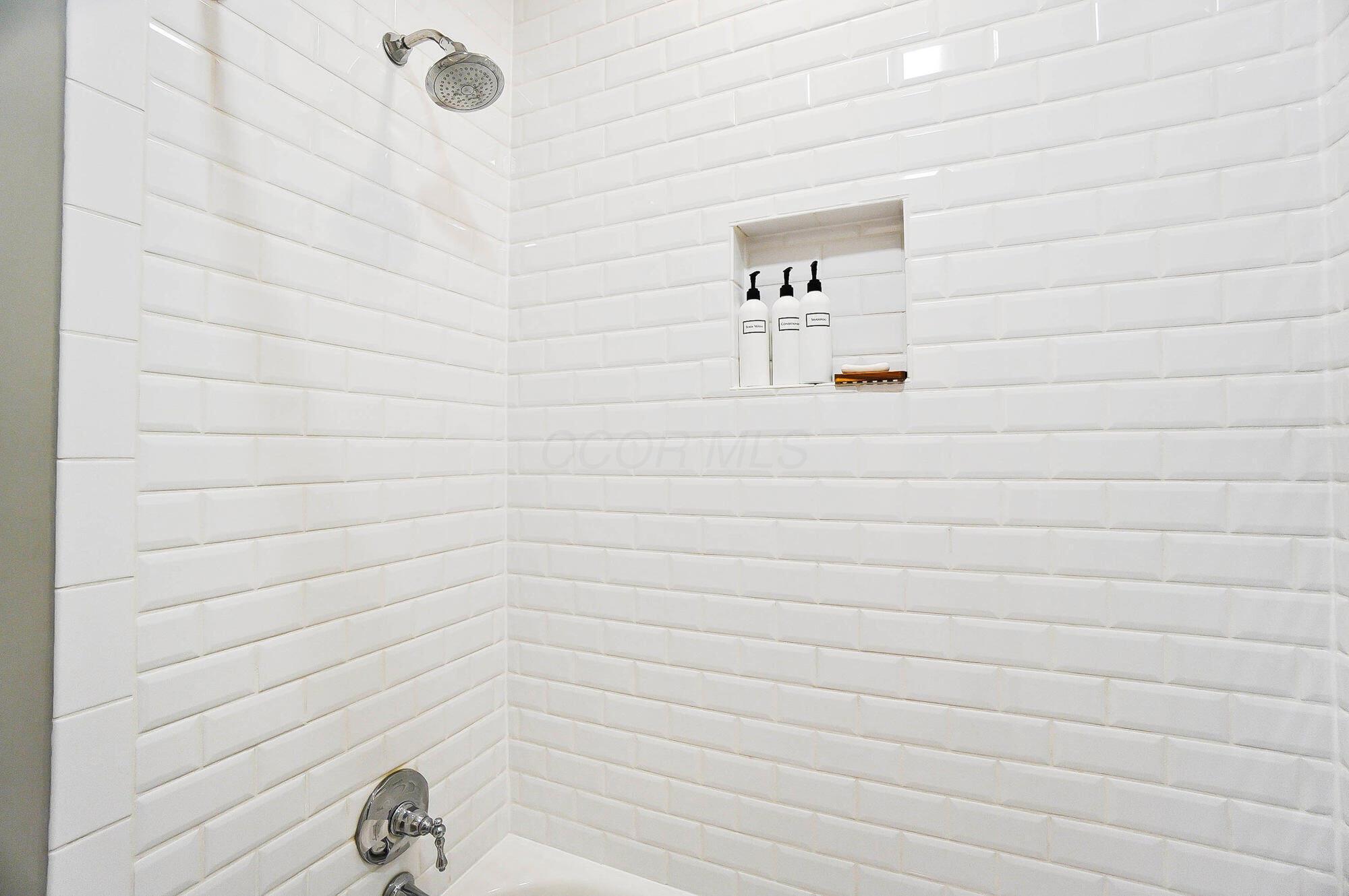 7126 Wilton Chase
