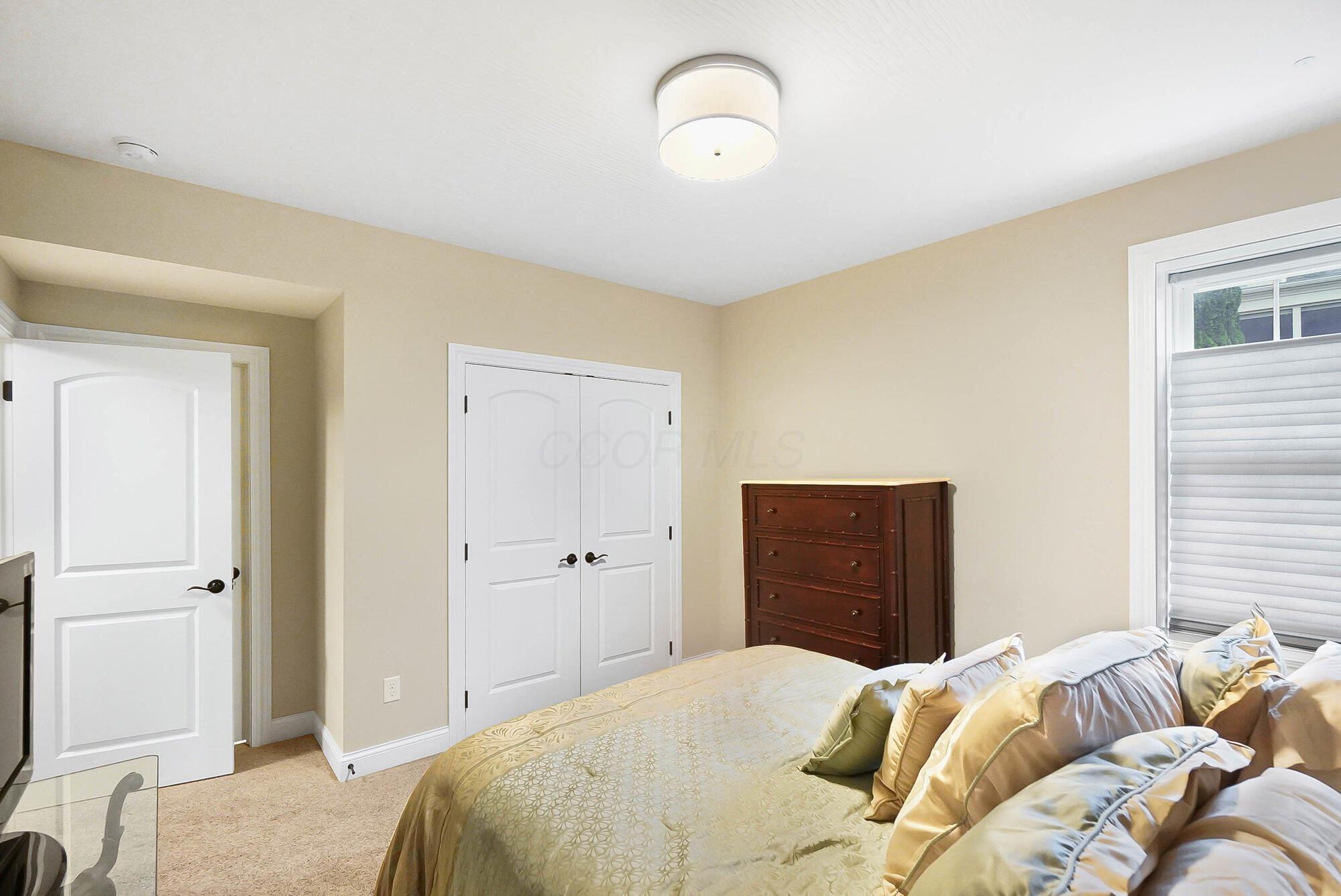 7126 Wilton Chase