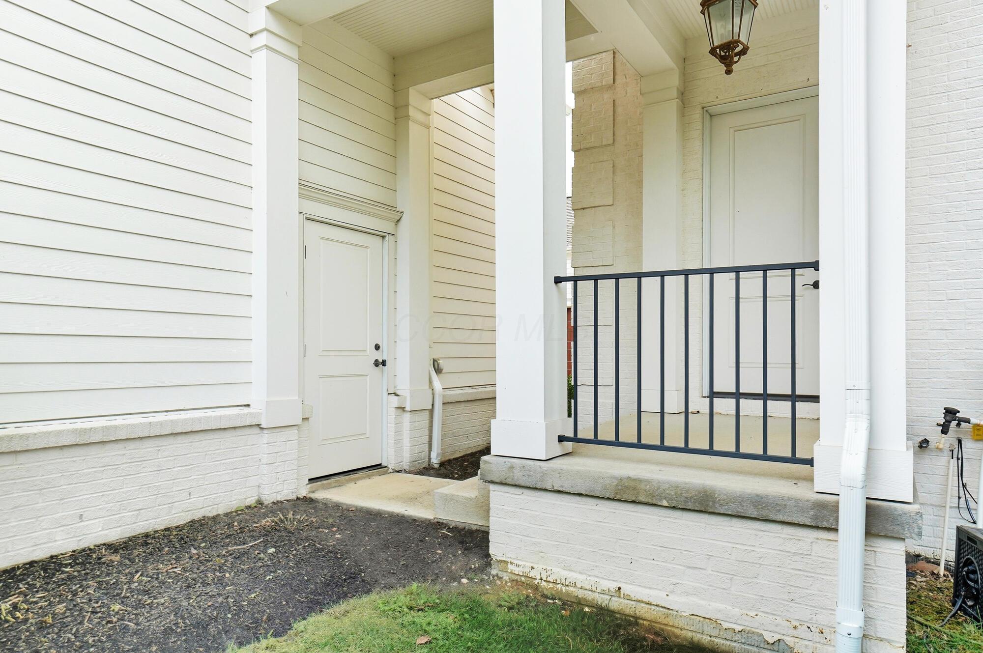 7126 Wilton Chase