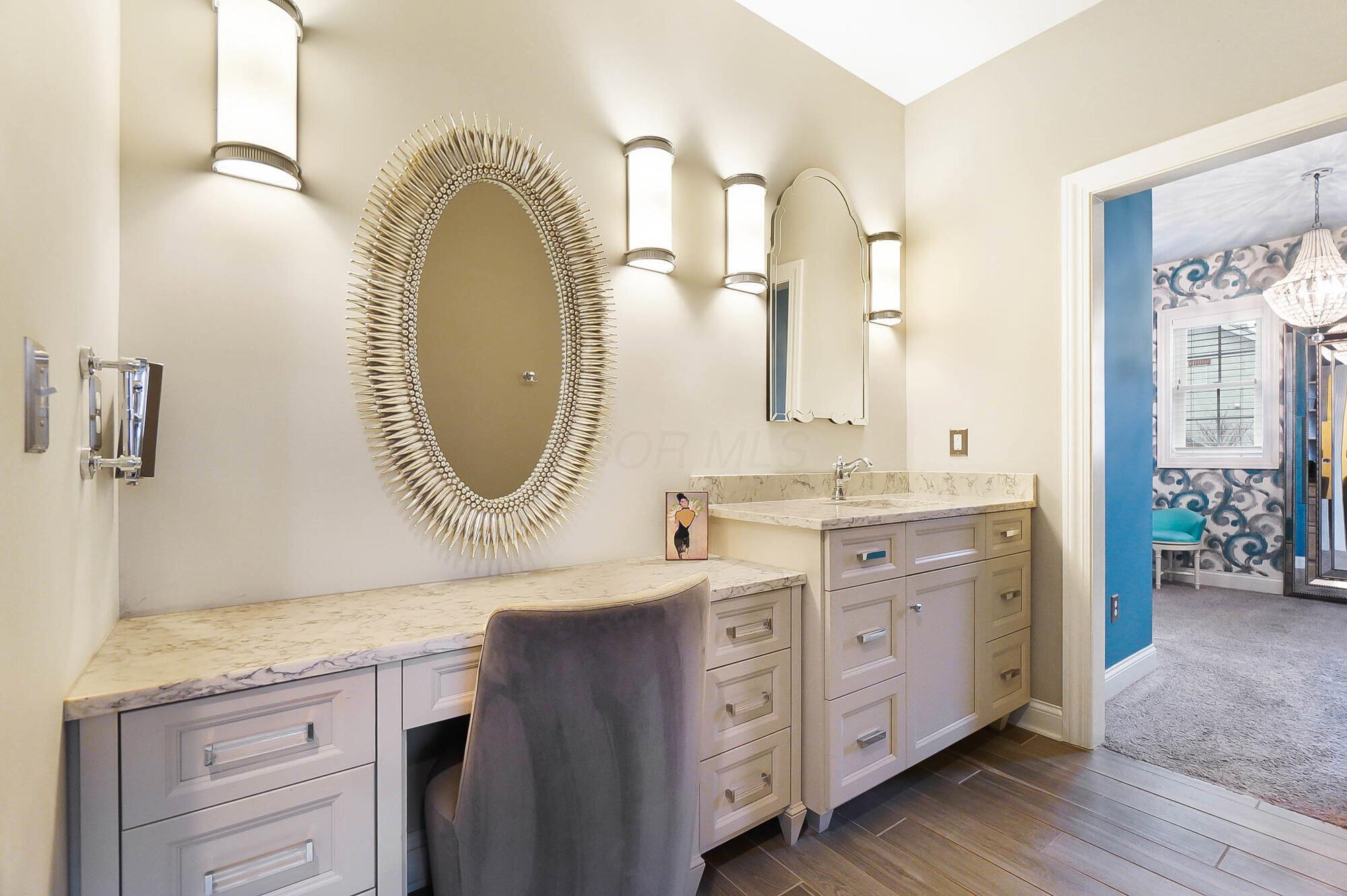 7126 Wilton Chase