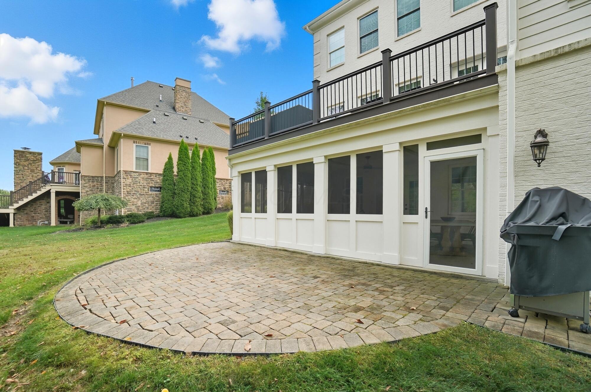 7126 Wilton Chase