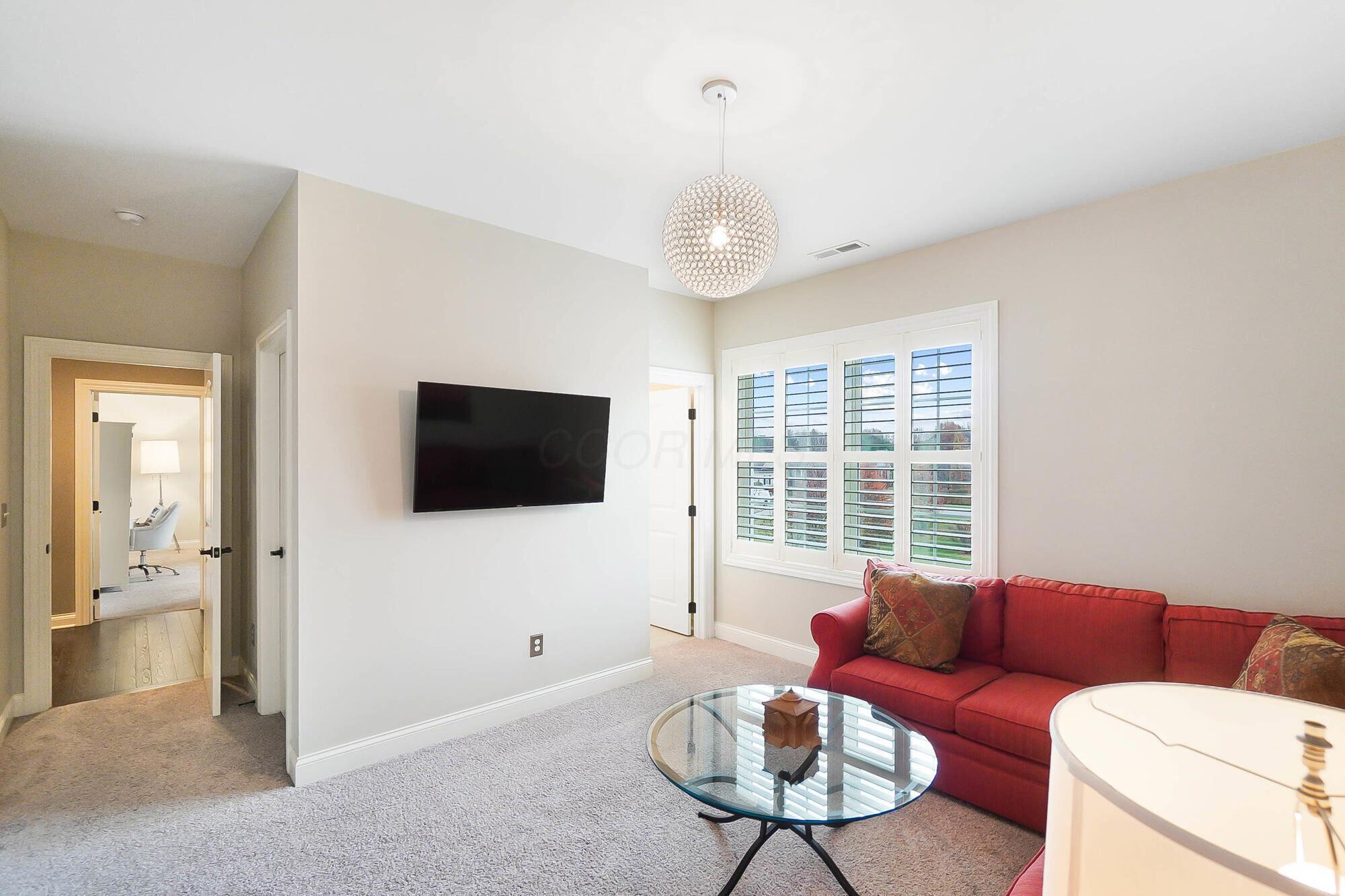 7126 Wilton Chase