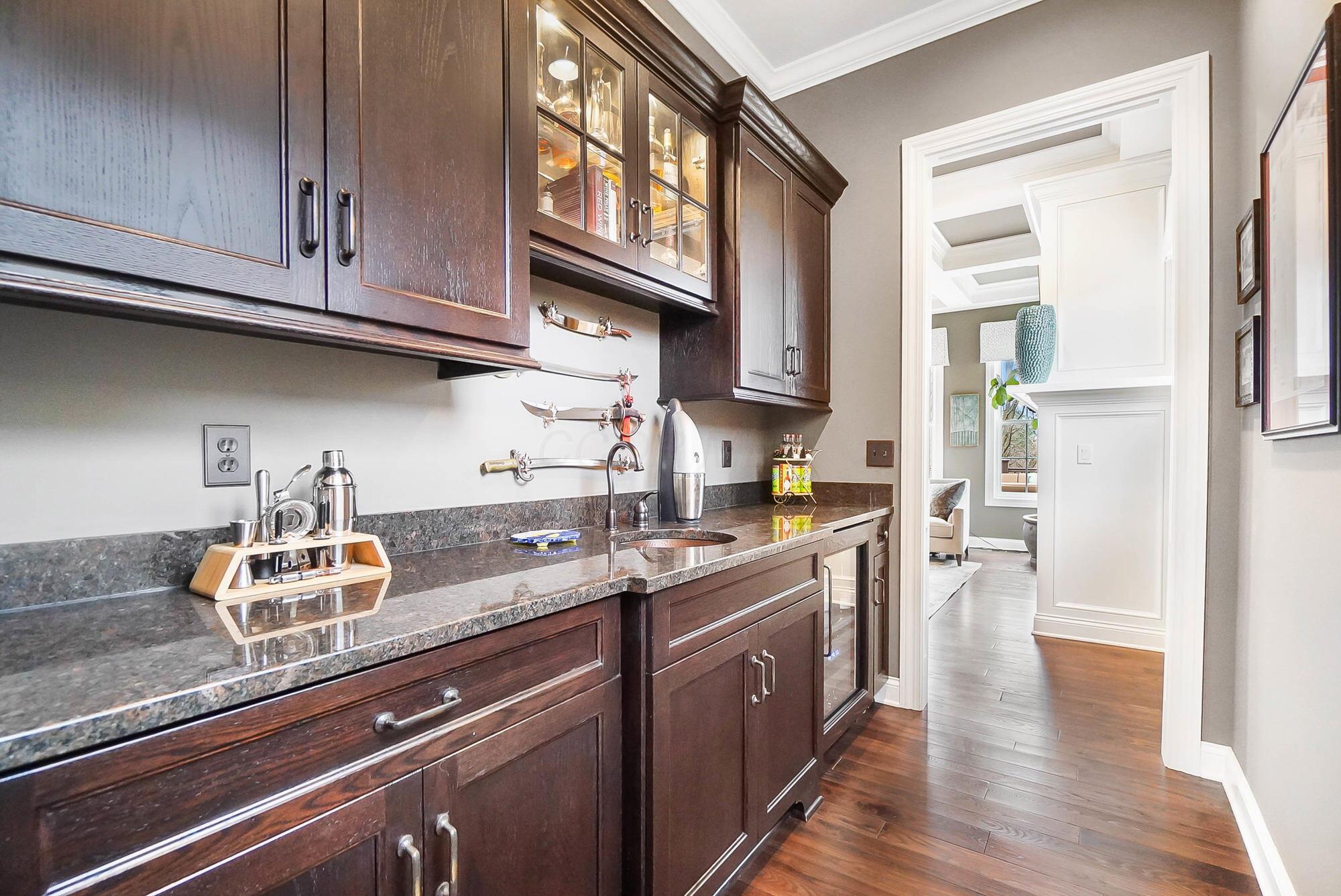 7126 Wilton Chase