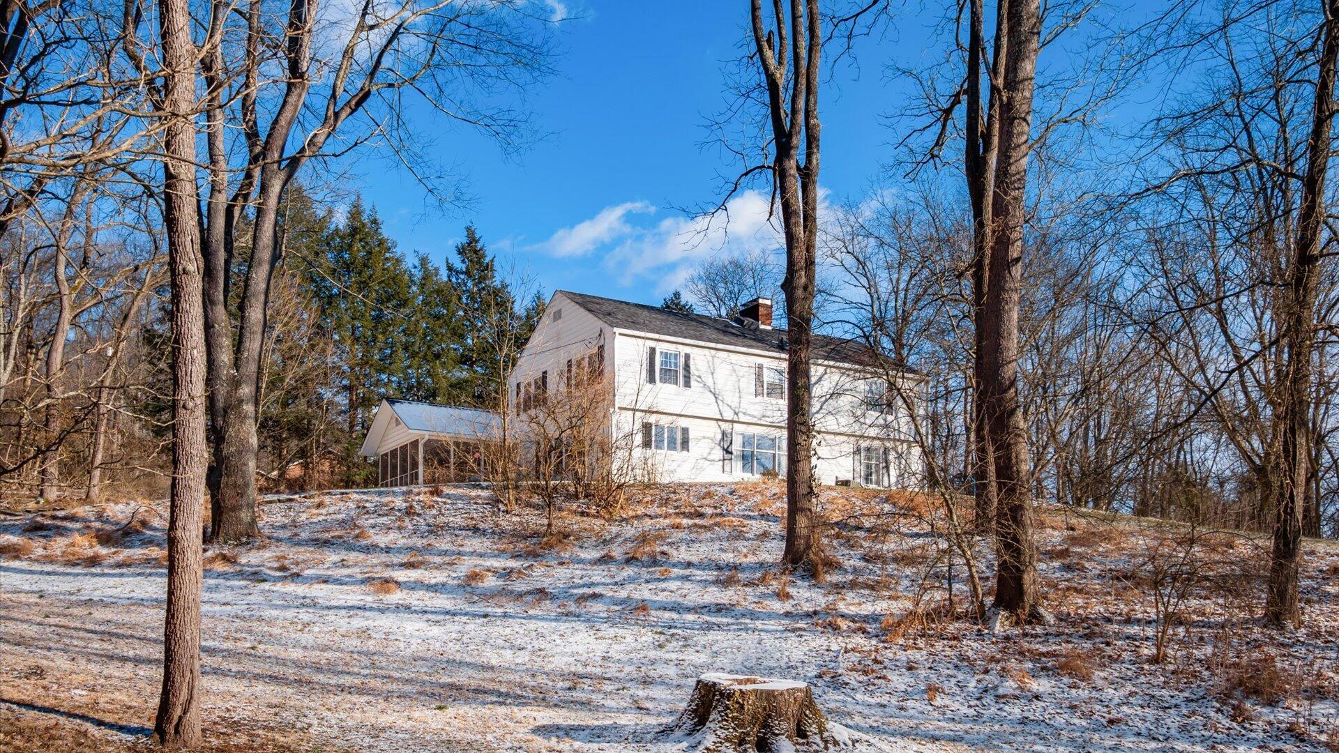 160 Edgewood Drive