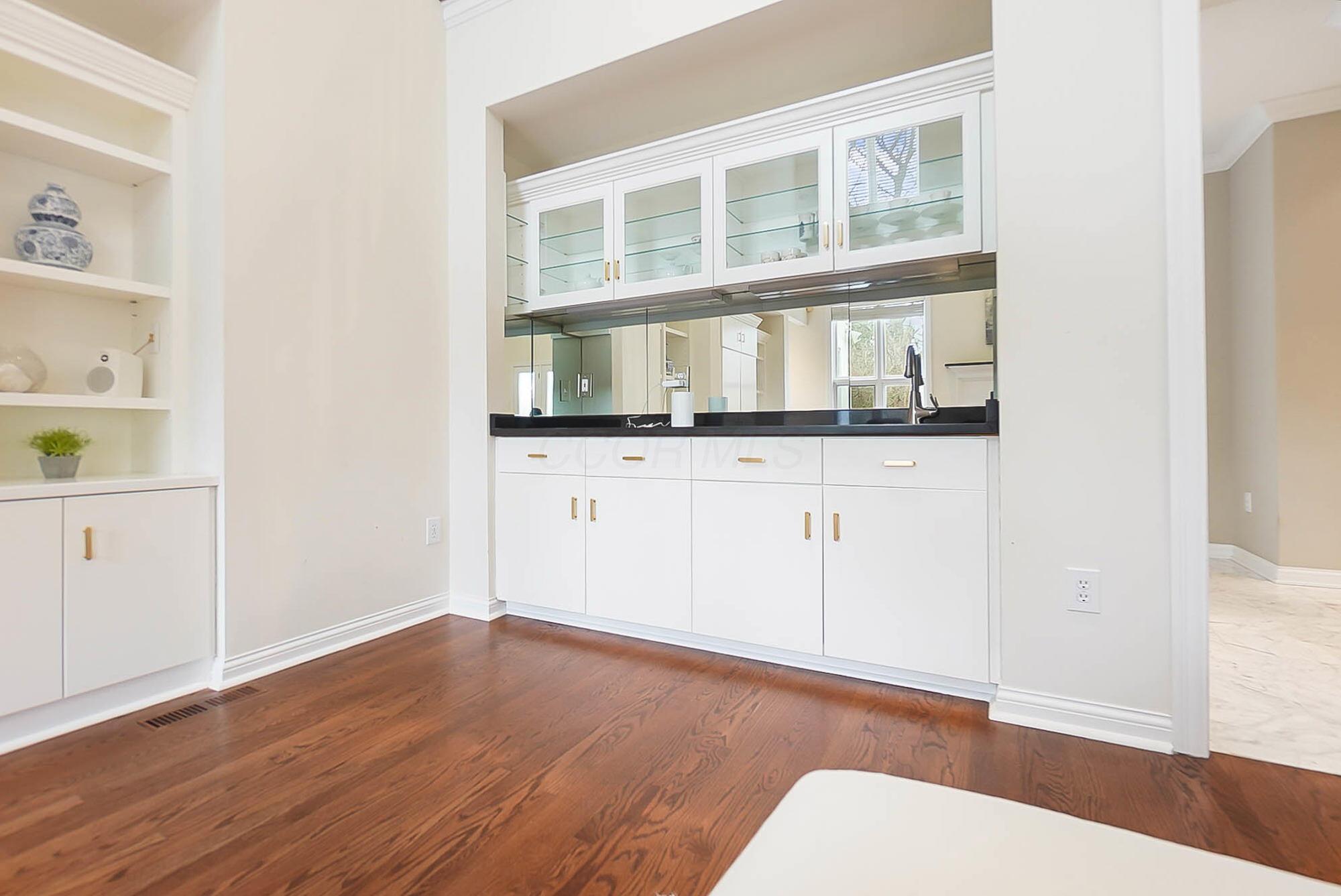 5119 Reserve Drive