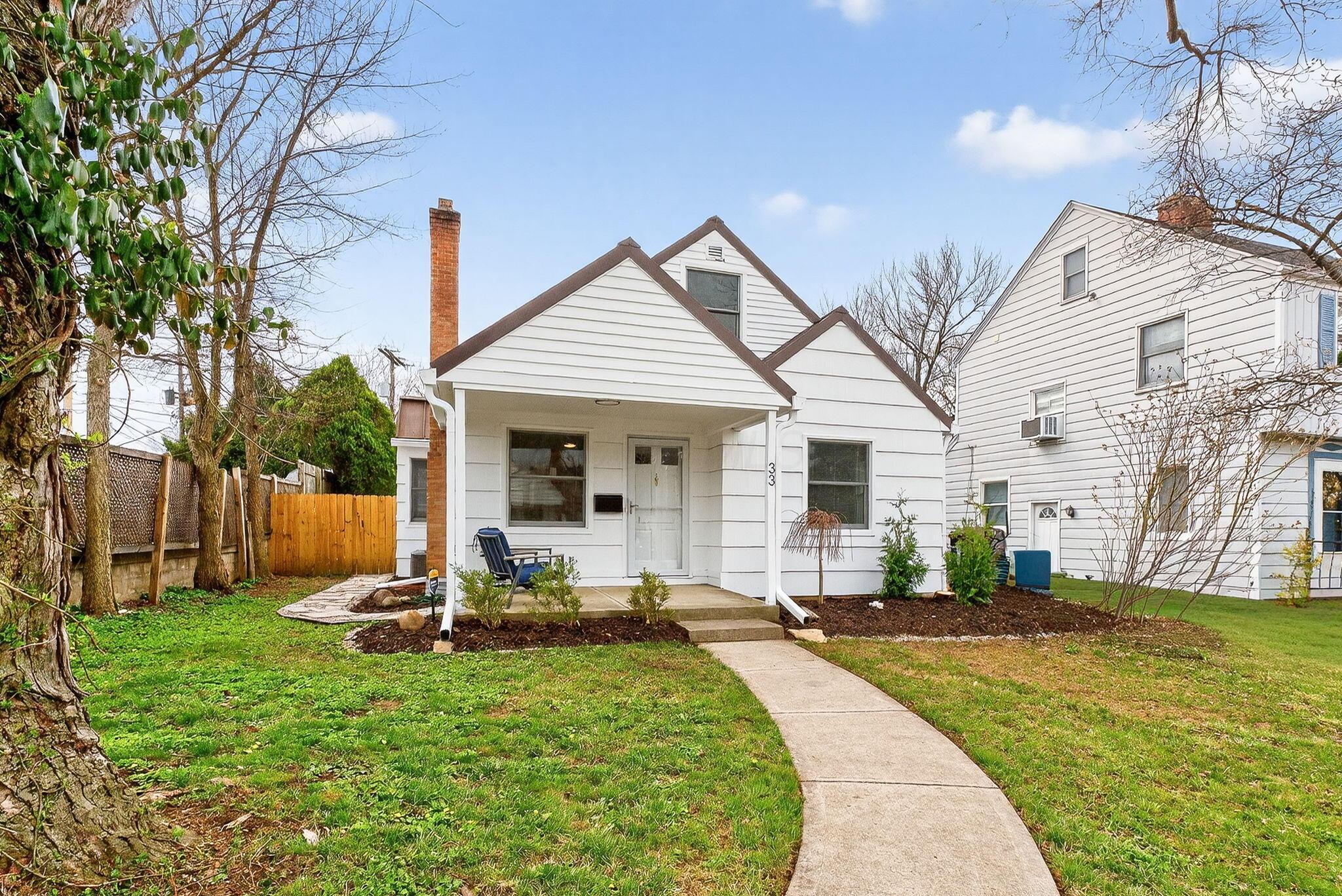 33 Rosslyn Avenue