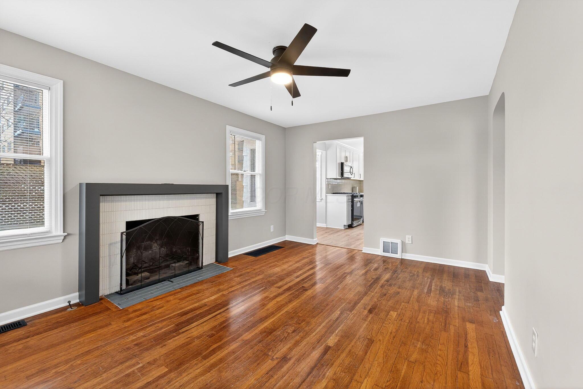 33 Rosslyn Avenue