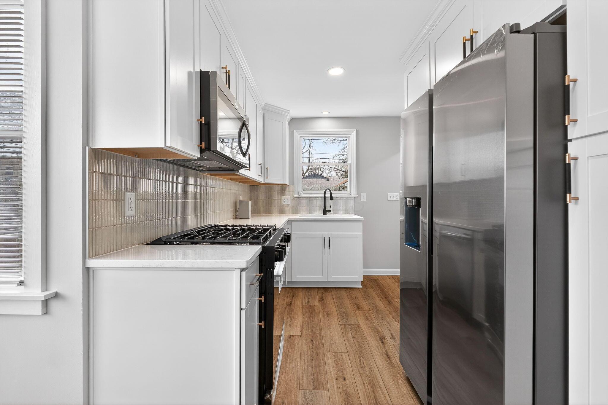 33 Rosslyn Avenue