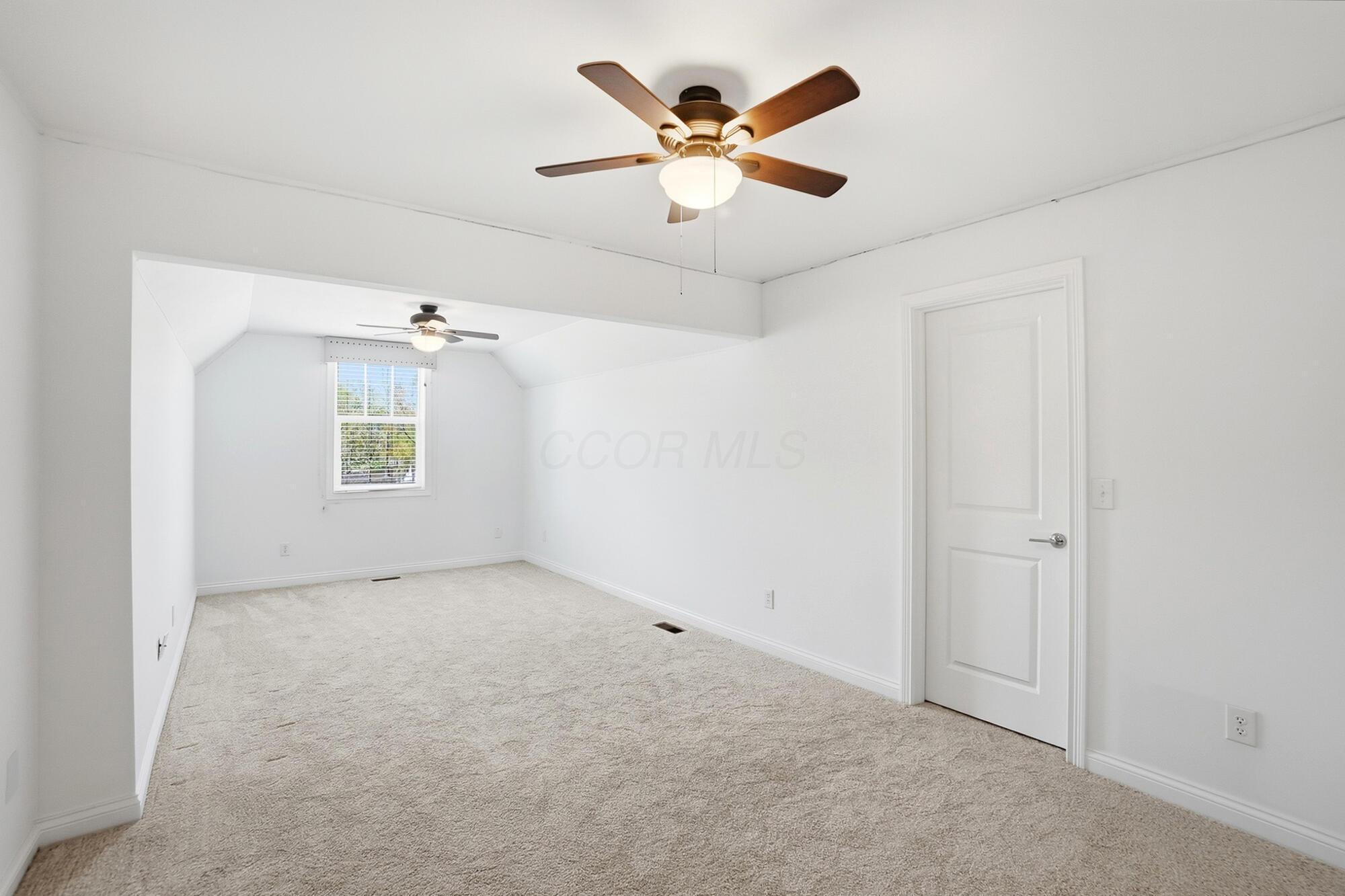 8886 Winemack Lane