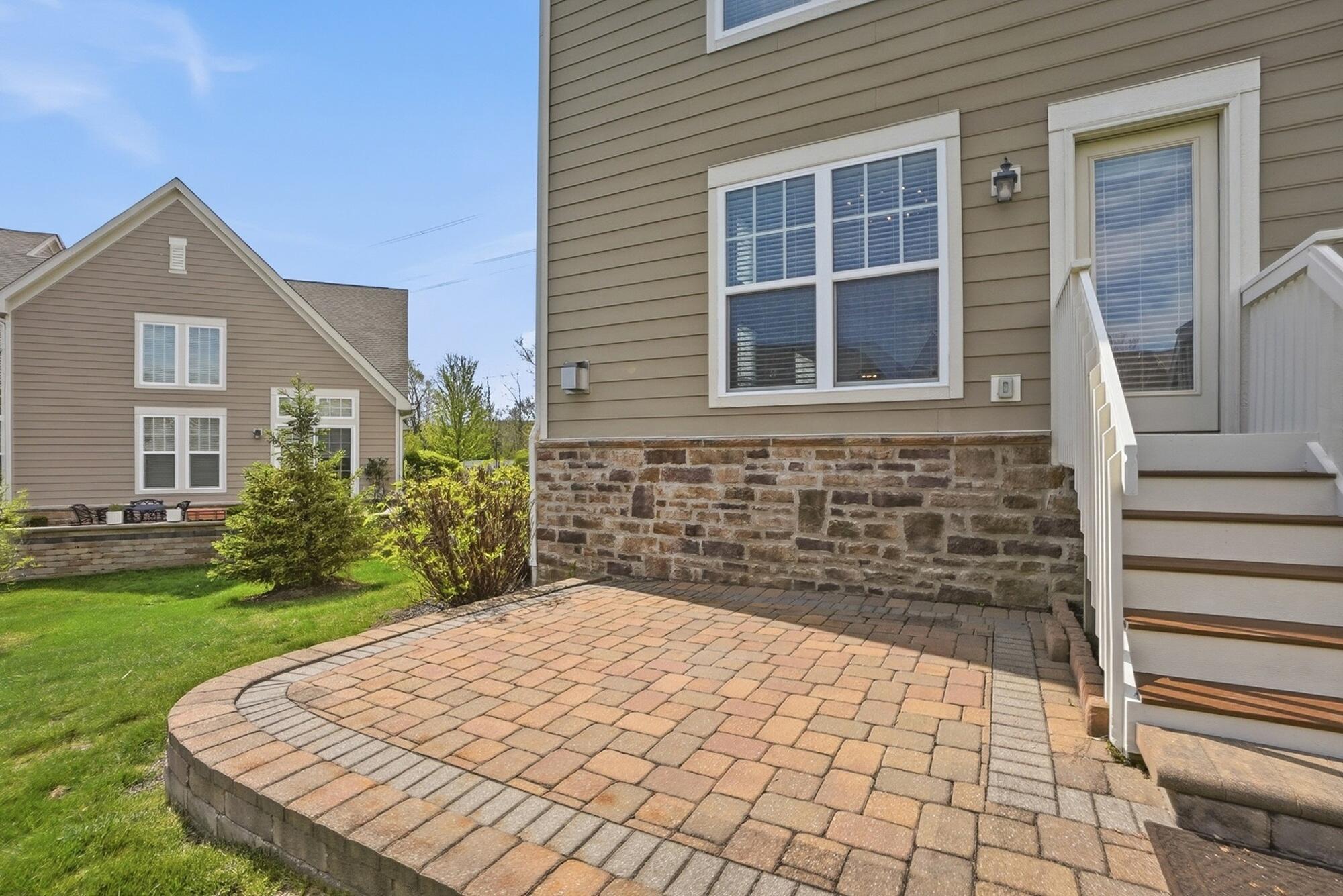 8886 Winemack Lane