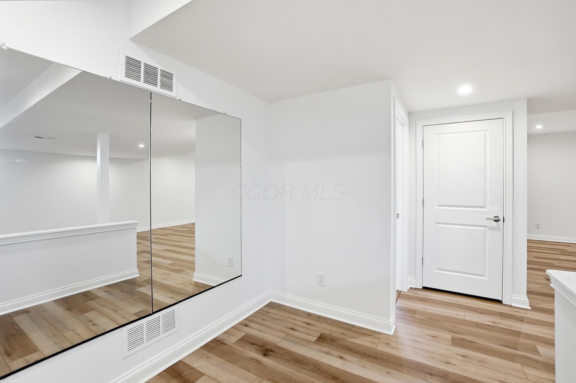 8886 Winemack Lane